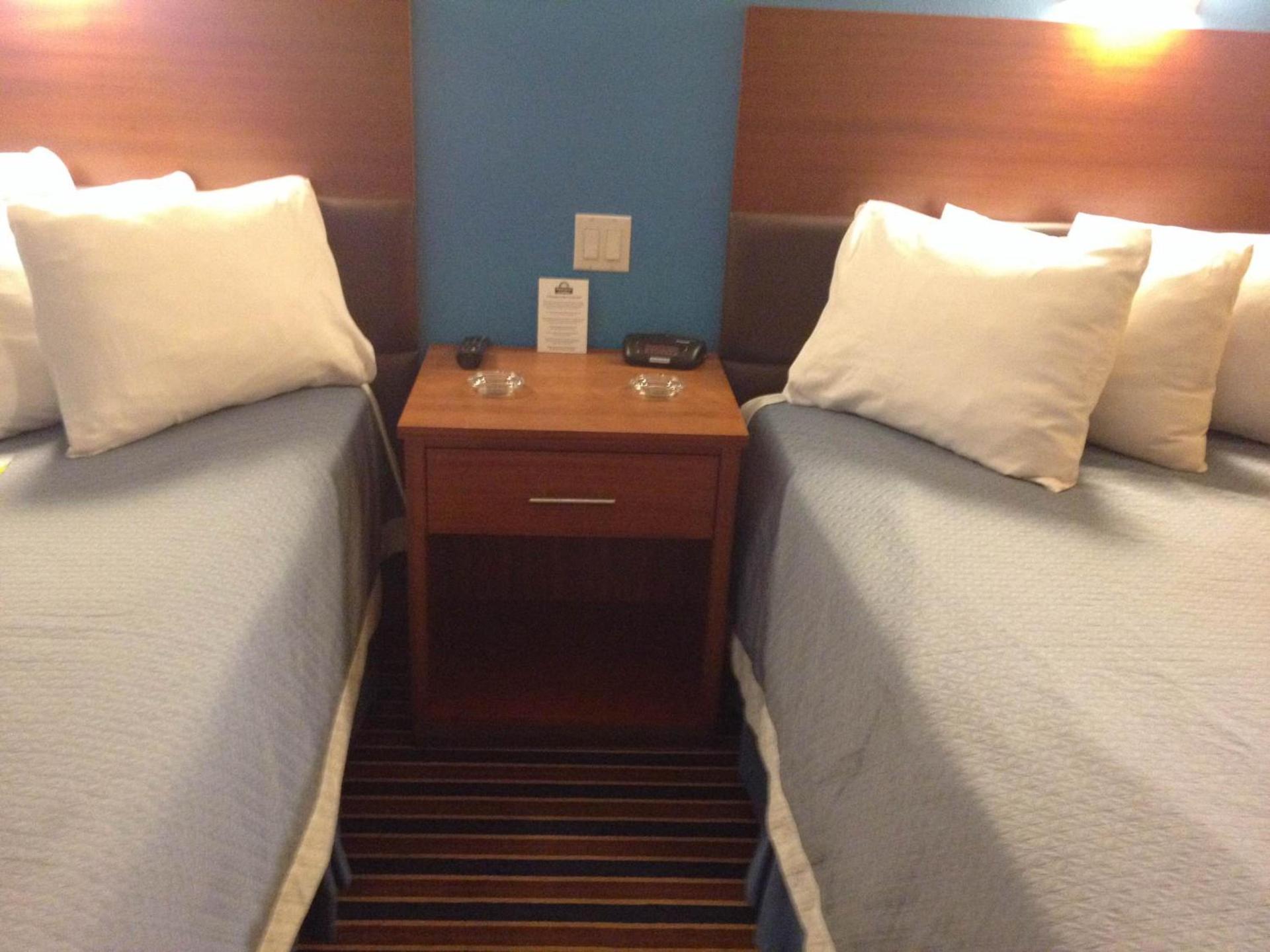 Days Inn by Wyndham Vernal photo 30