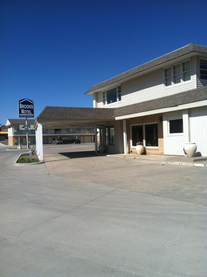 Brooks Motel photo 15