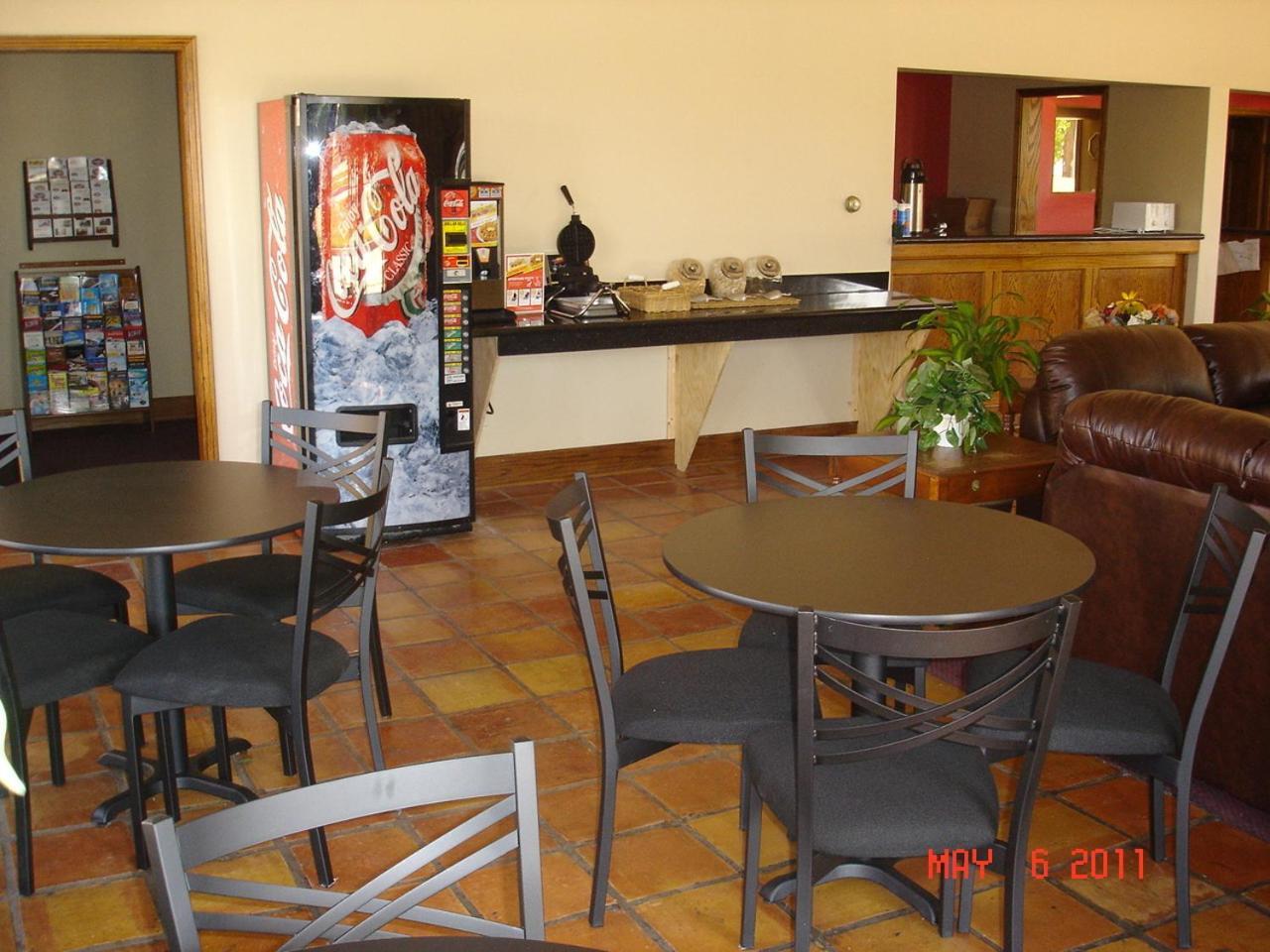 Motel 6-Freeport, TX photo 40