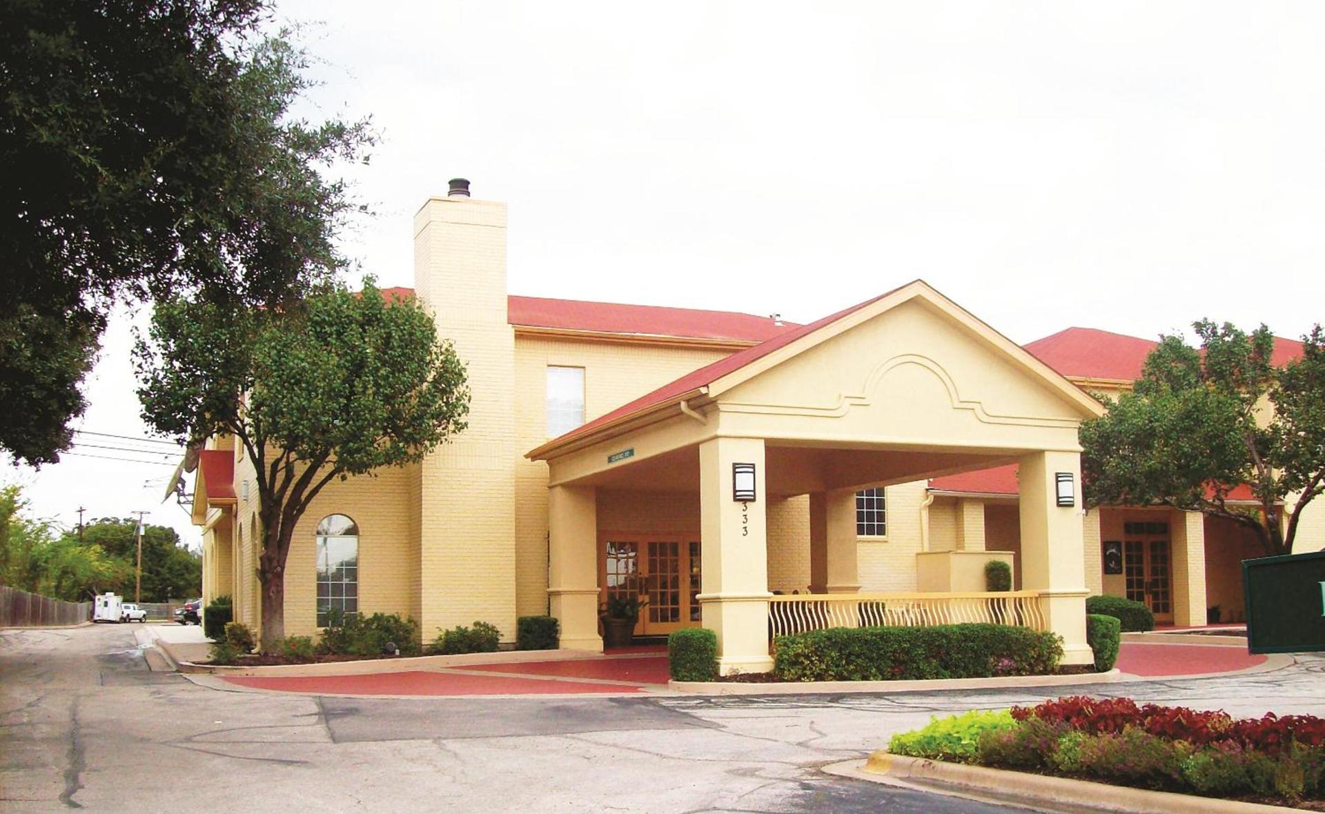 Days Inn by Wyndham Georgetown — hotel in Georgetown