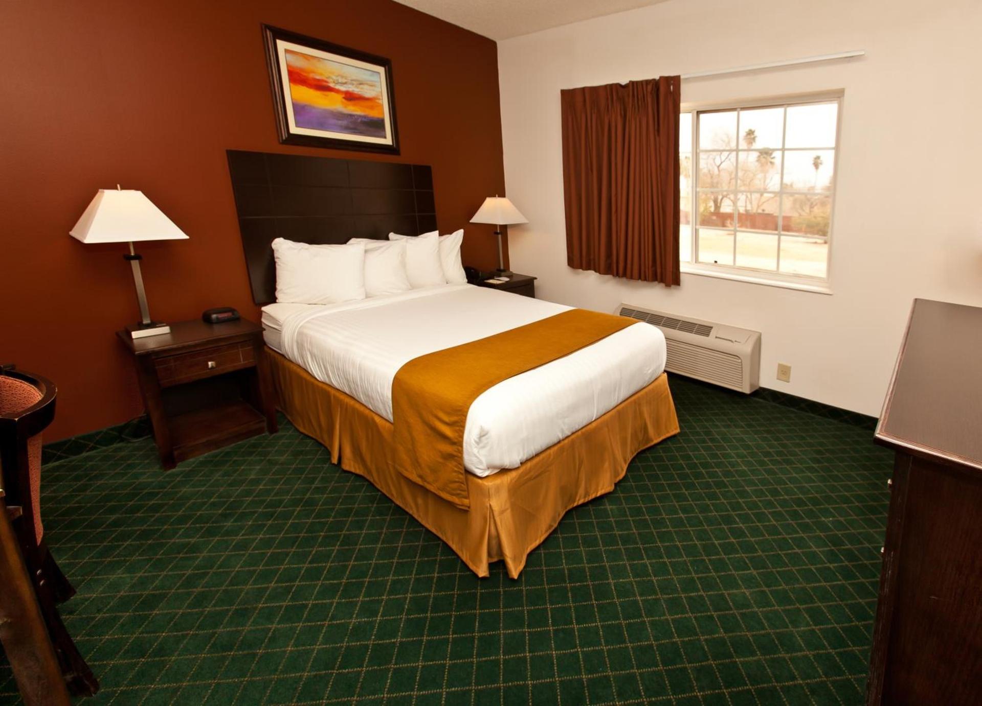 Landmark Inn Fort Irwin photo 19