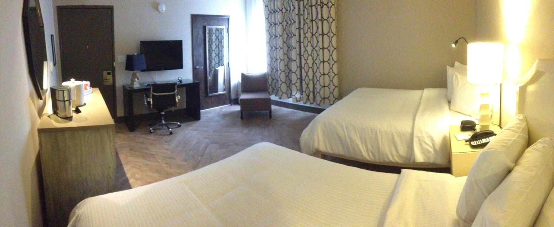 Hollywood Hotel photo 100