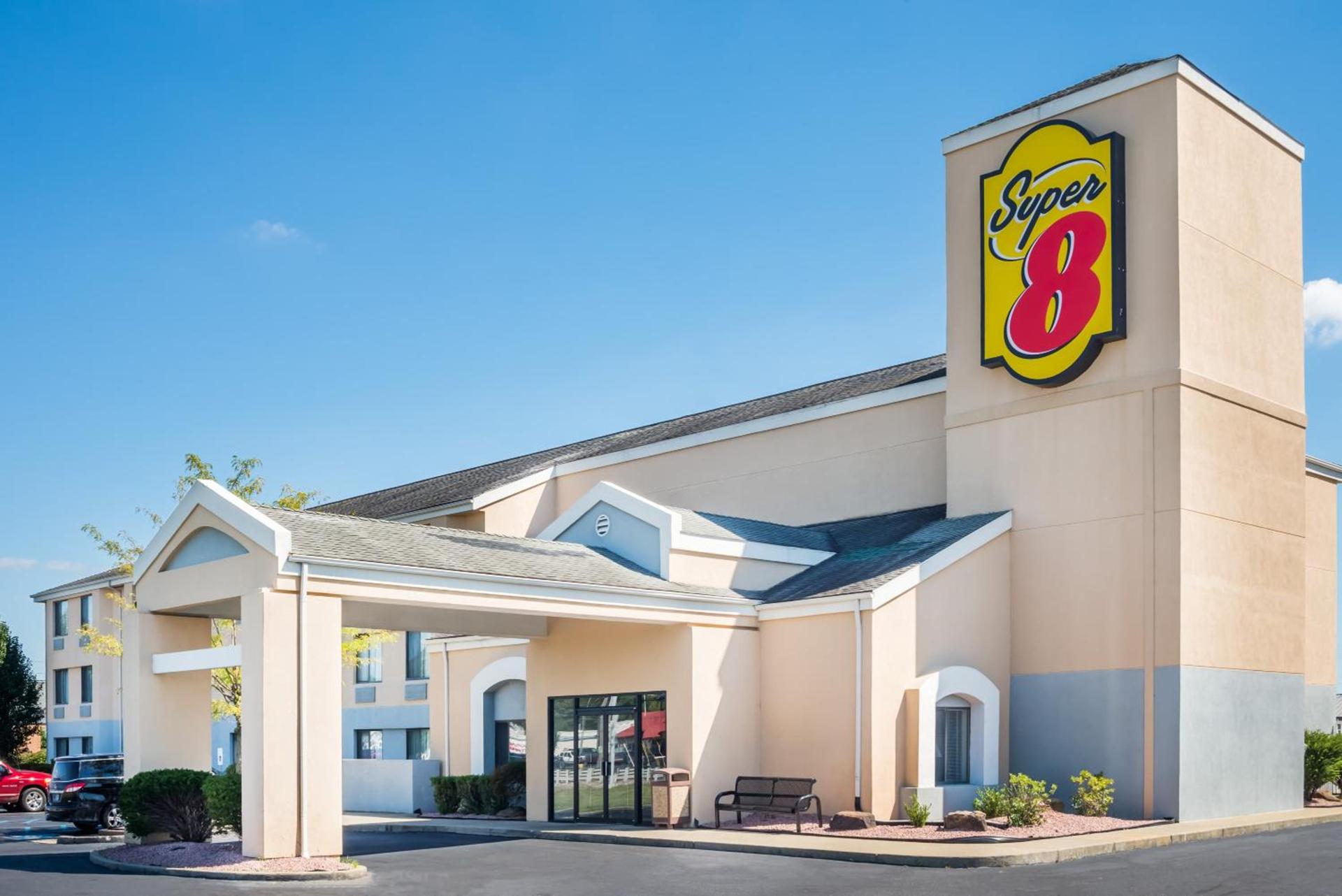 Super 8 by Wyndham Jasper photo 3