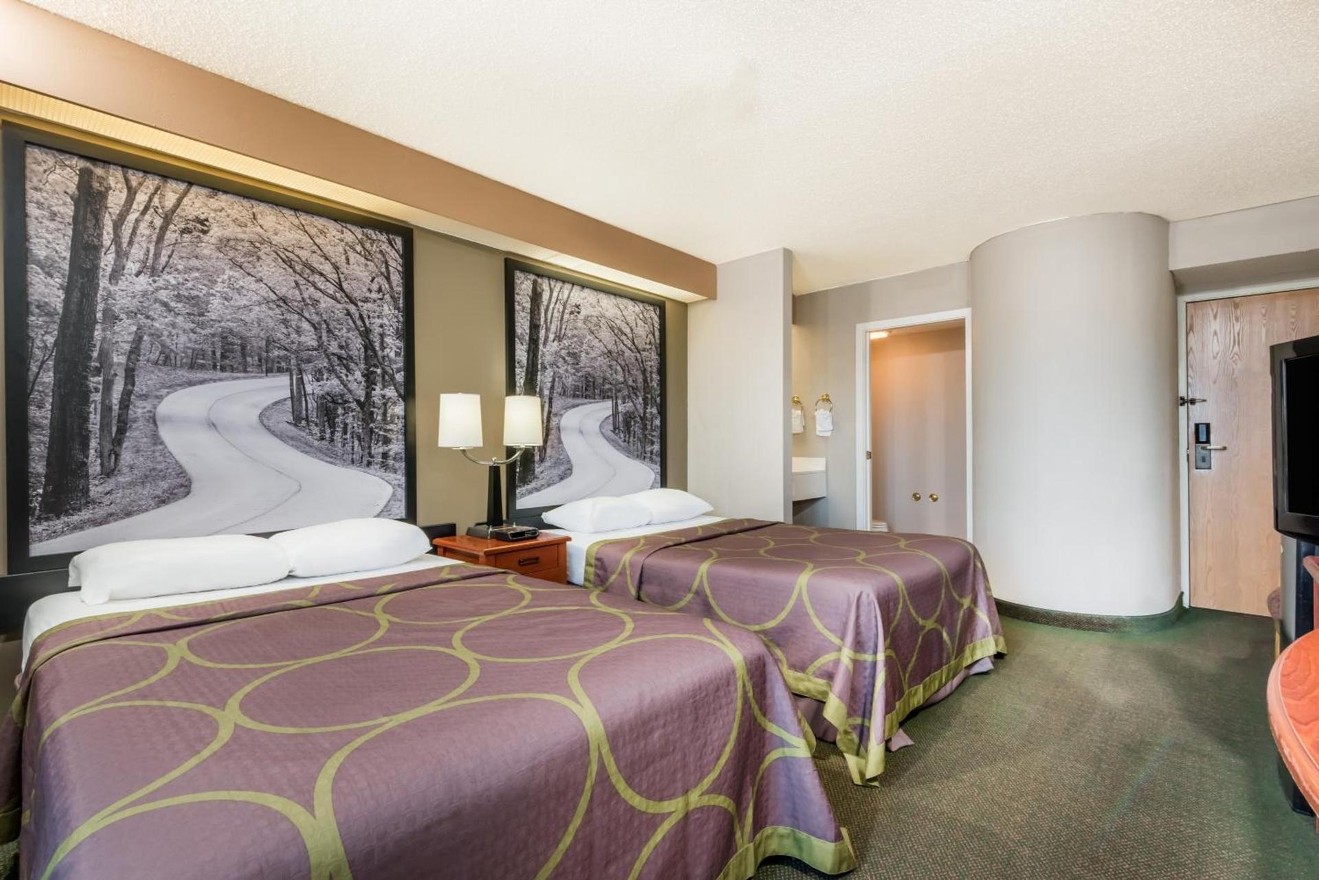 Super 8 by Wyndham Jasper photo 7