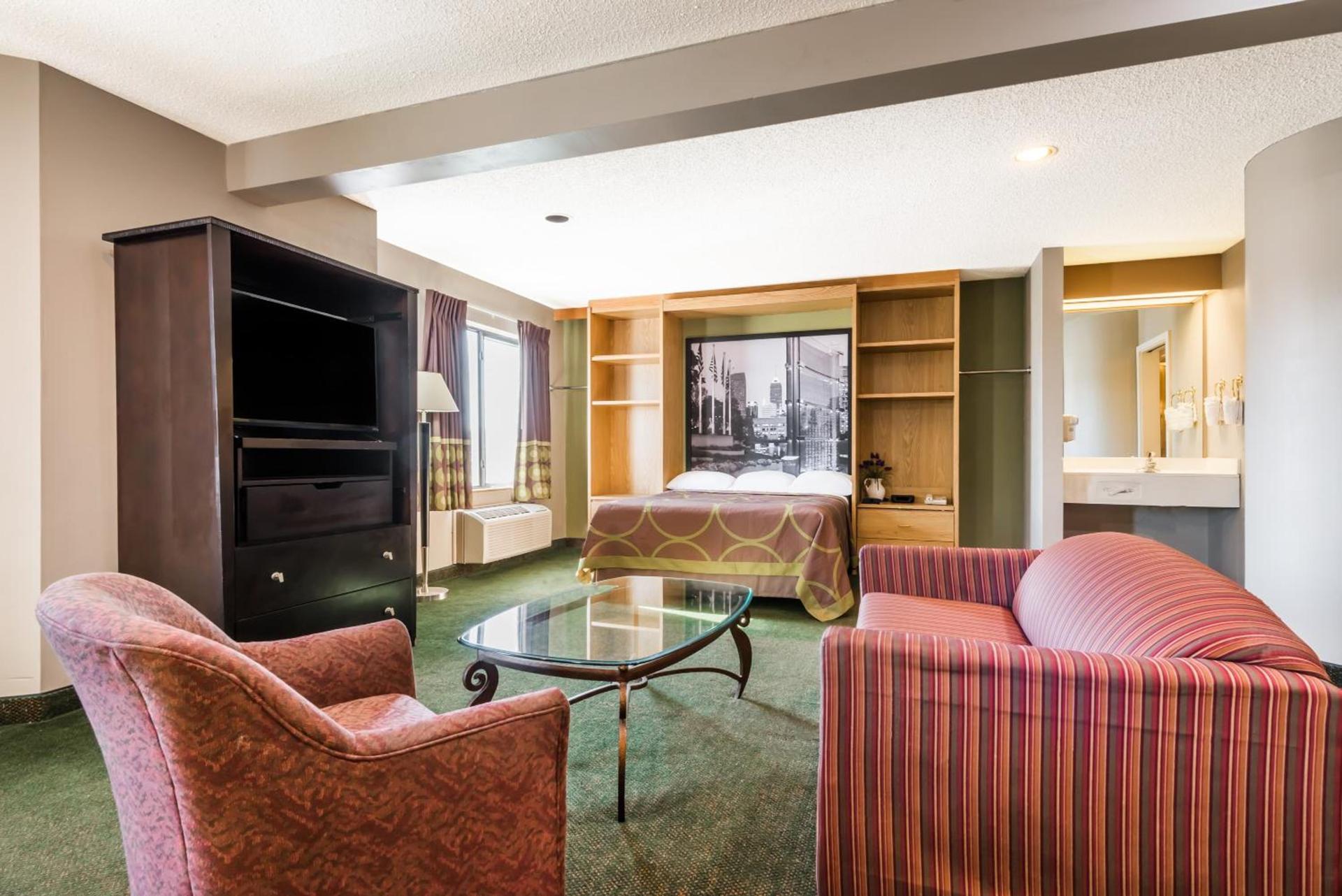 Super 8 by Wyndham Jasper photo 24