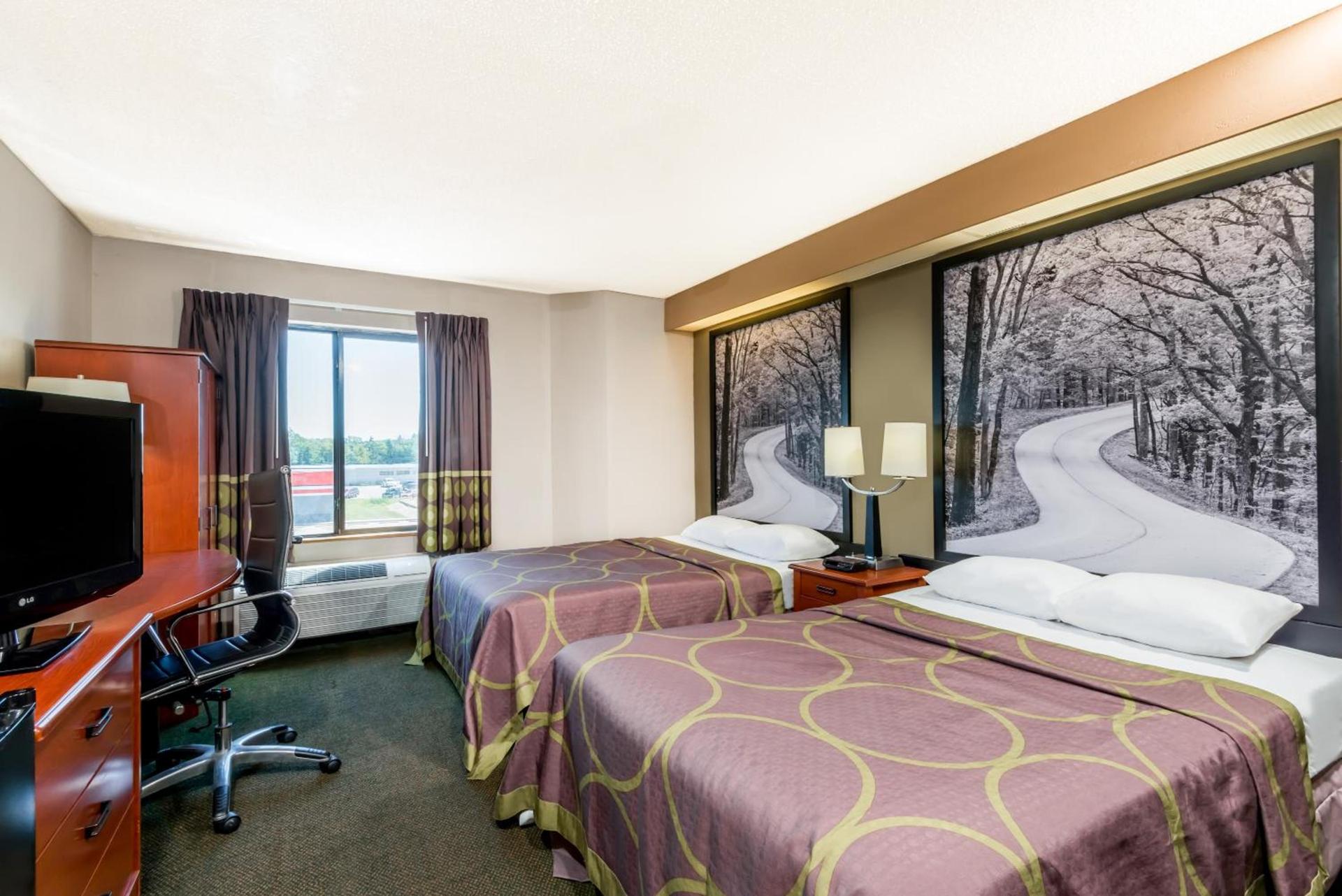 Super 8 by Wyndham Jasper photo 20