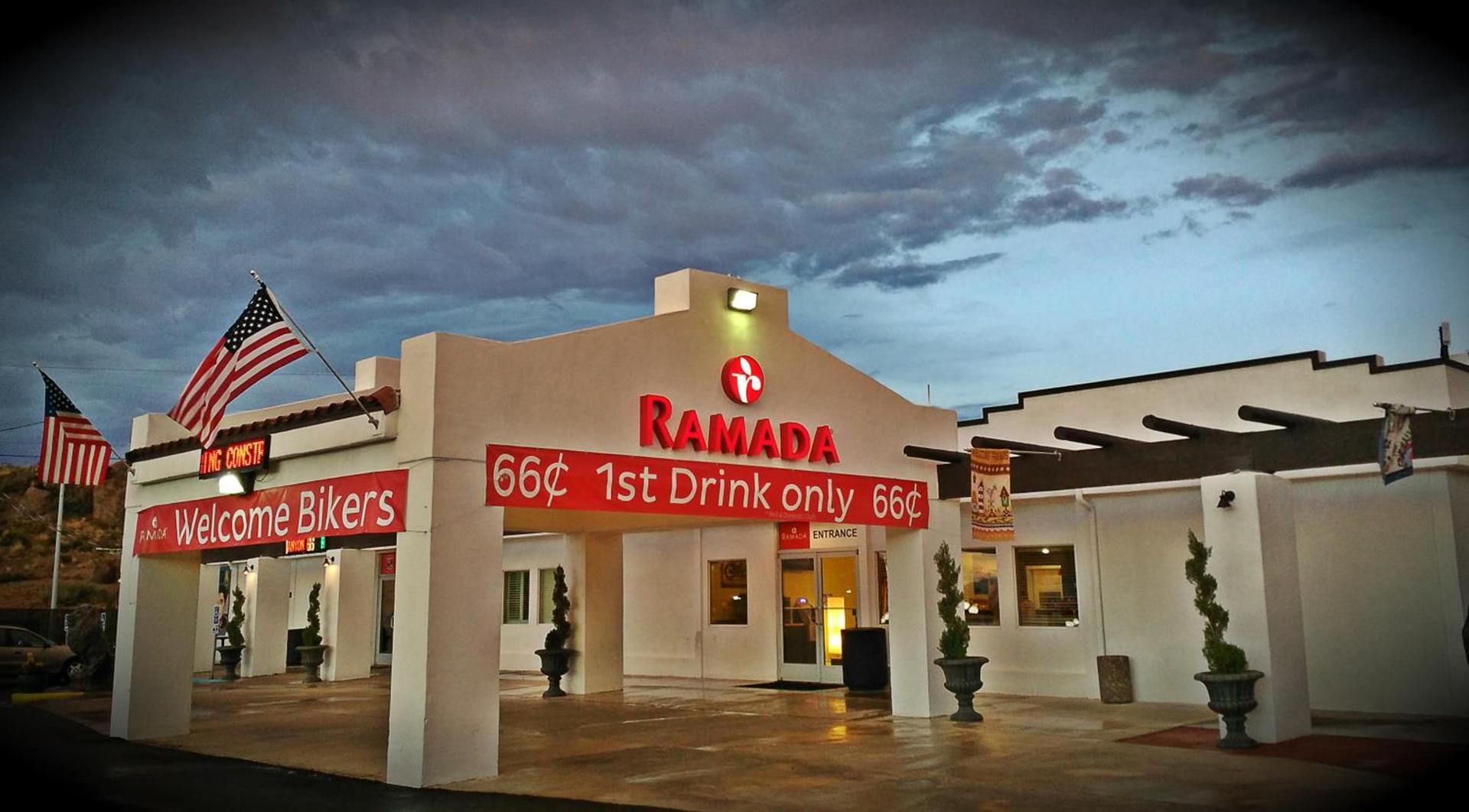 Ramada by Wyndham Kingman photo 29