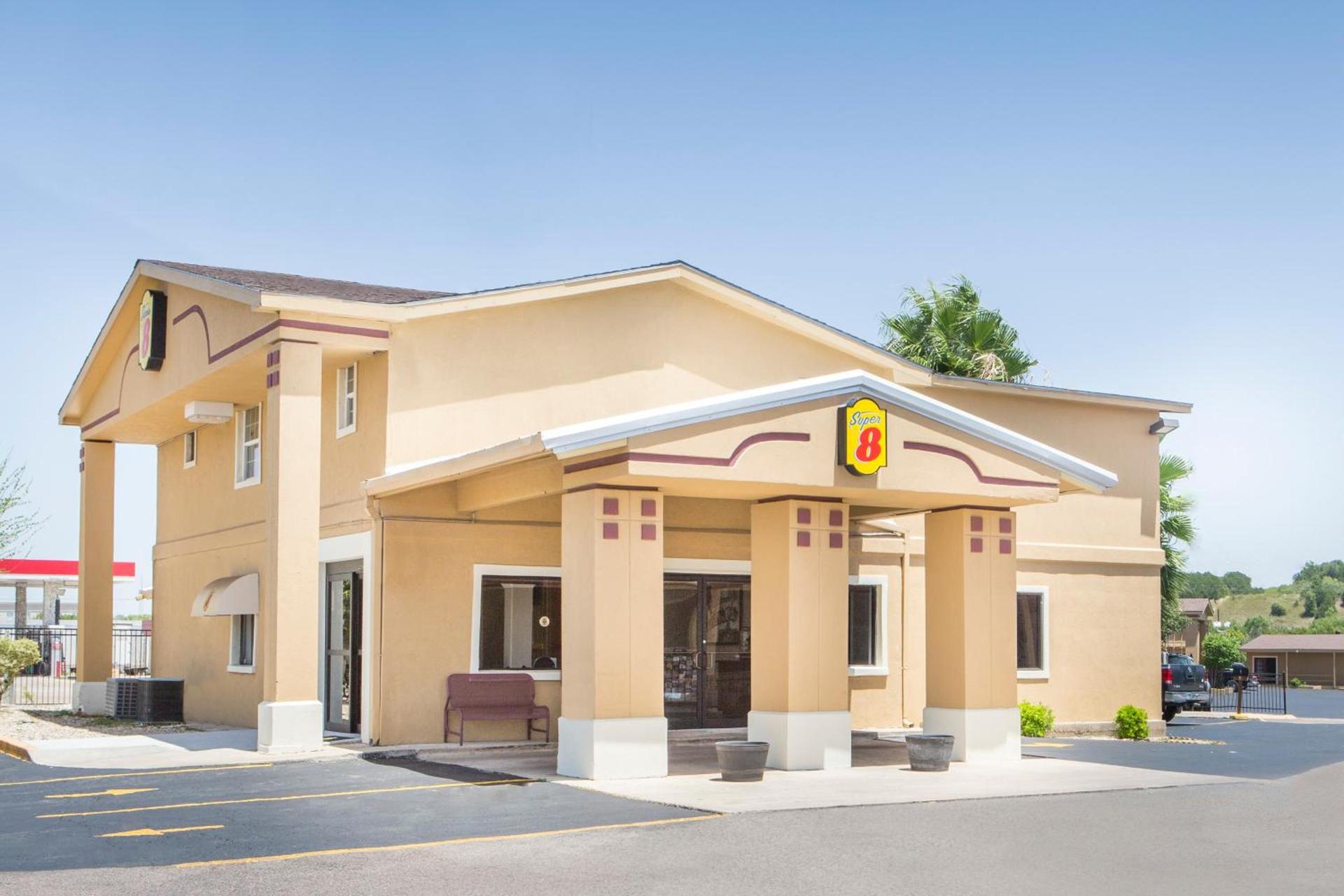 Super 8 by Wyndham Temple S General Bruce photo 22