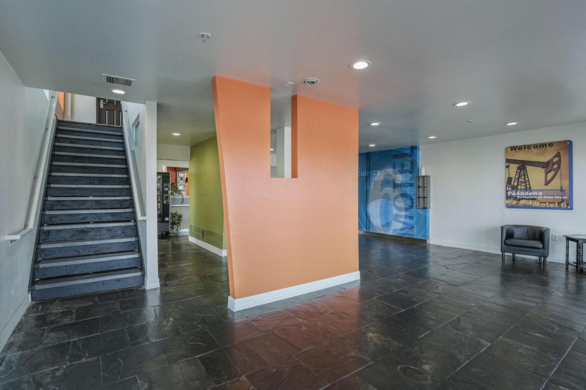 Motel 6-Pasadena, TX photo 38