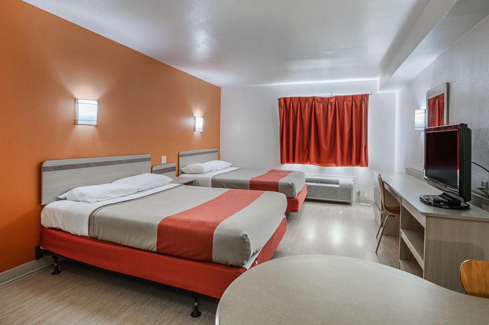 Motel 6-Pasadena, TX photo 36