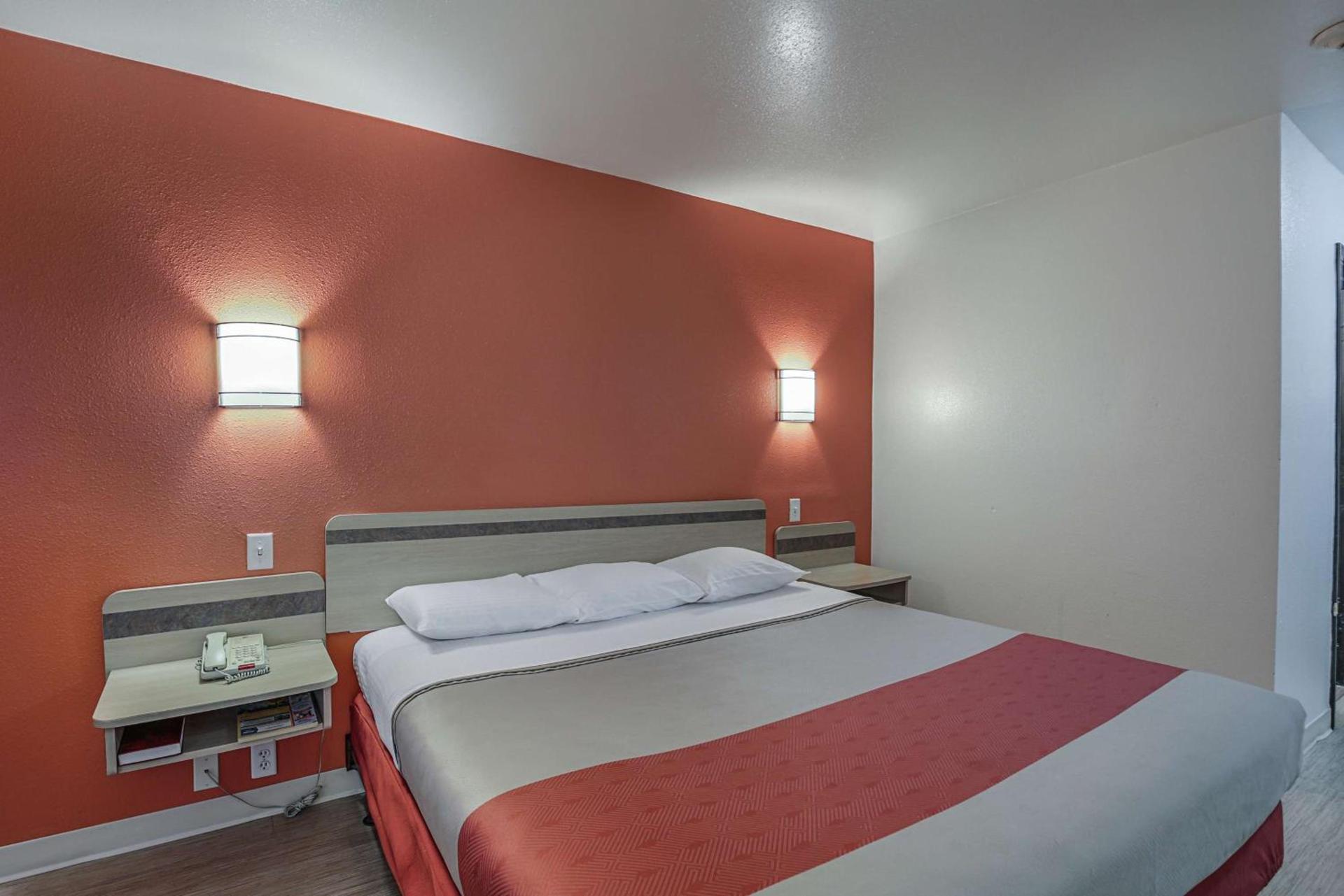 Motel 6-Pasadena, TX photo 30