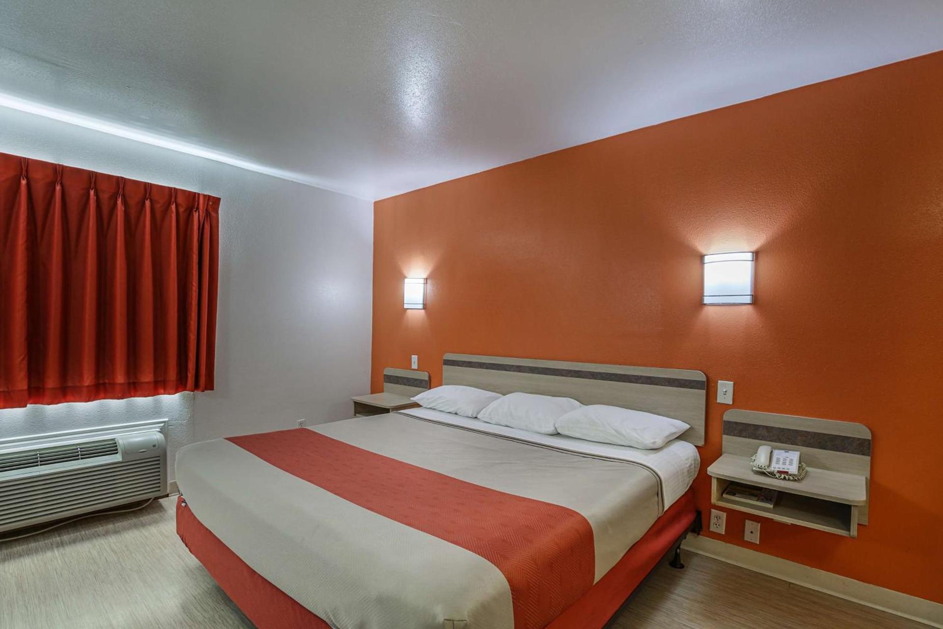 Motel 6-Pasadena, TX photo 29