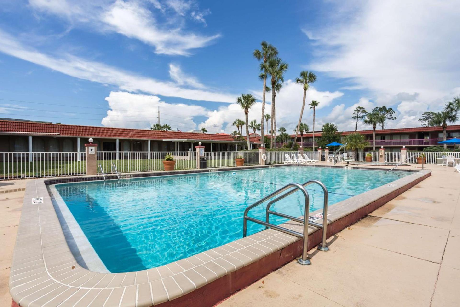 Motel 6-Spring Hill, FL - Weeki Wachee photo 82
