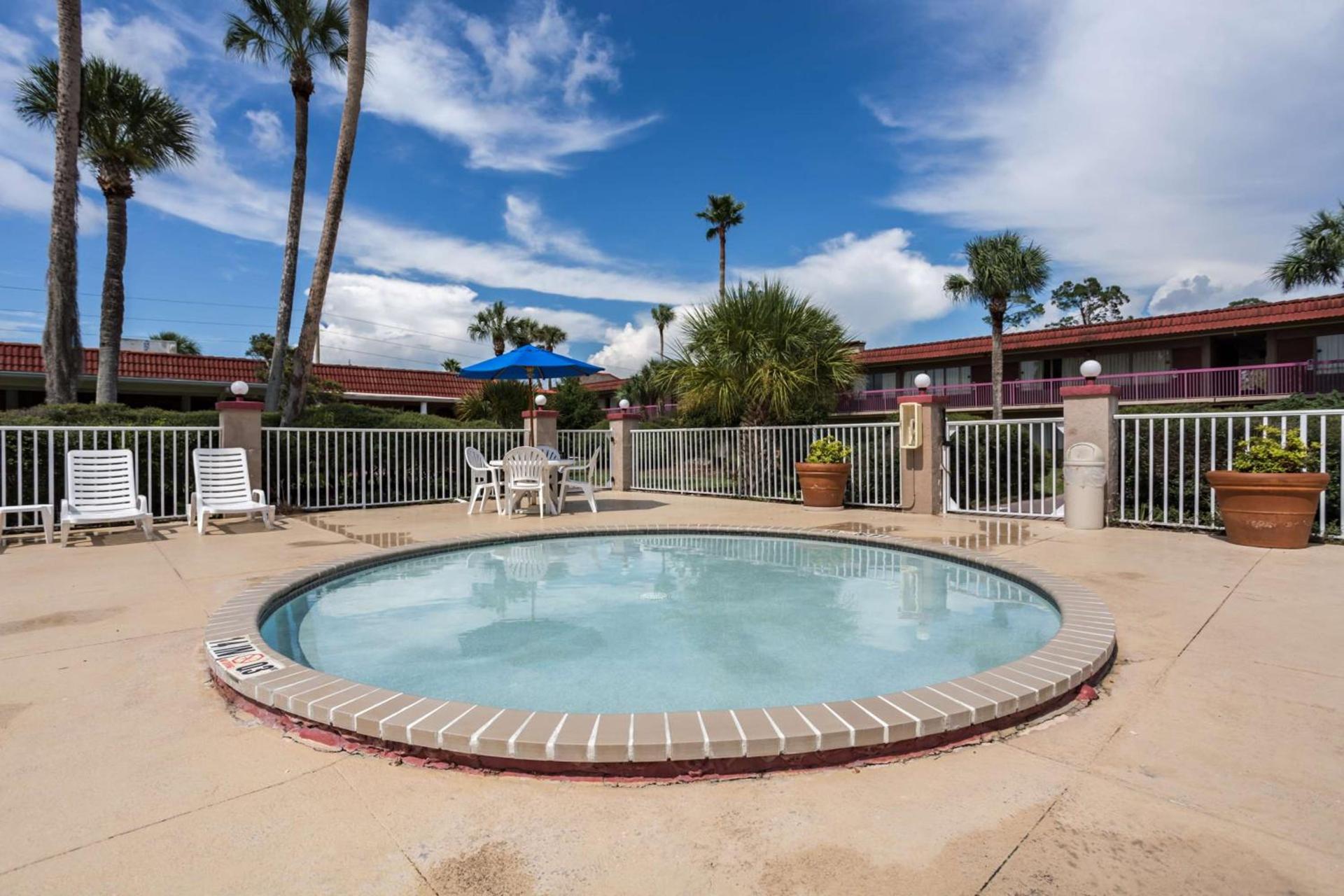 Motel 6-Spring Hill, FL - Weeki Wachee photo 81