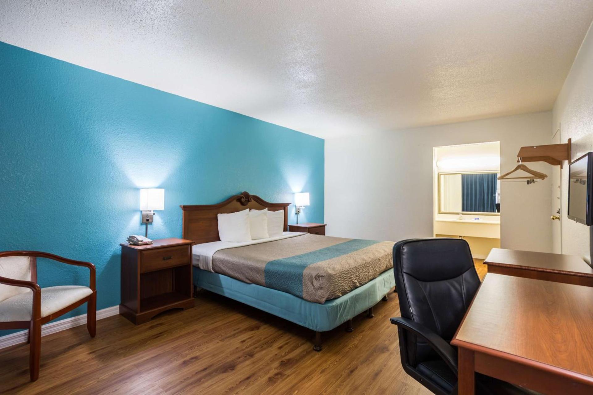Motel 6-Spring Hill, FL - Weeki Wachee photo 73