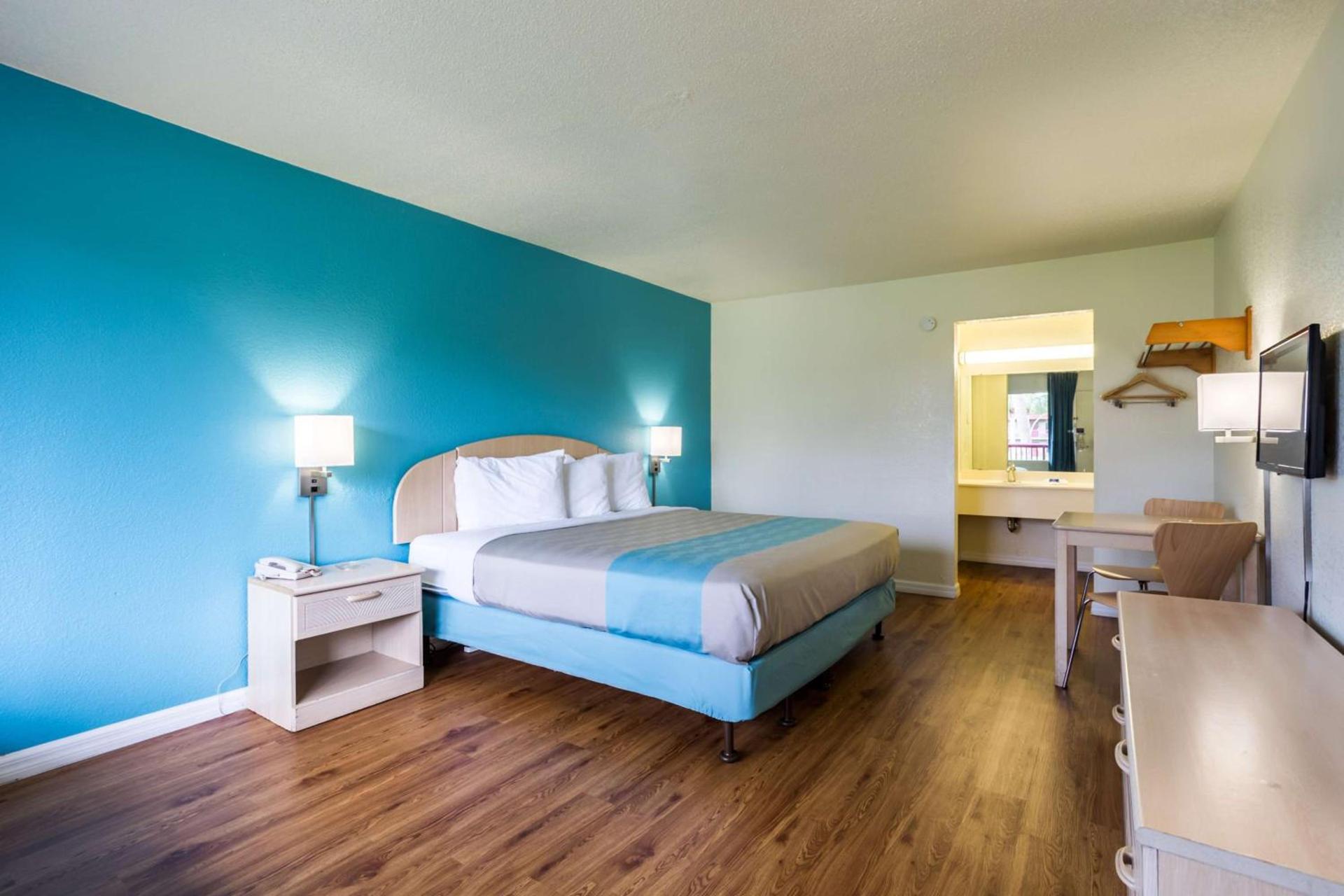 Motel 6-Spring Hill, FL - Weeki Wachee photo 71