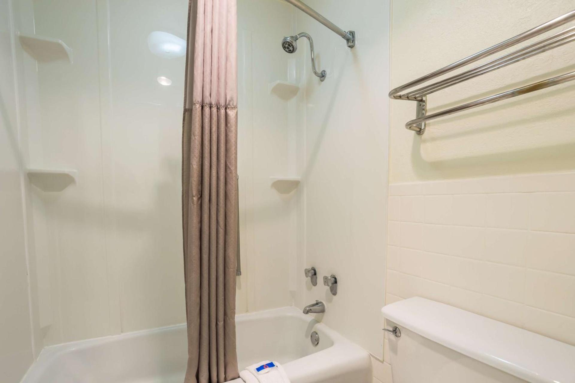 Motel 6-Spring Hill, FL - Weeki Wachee photo 64