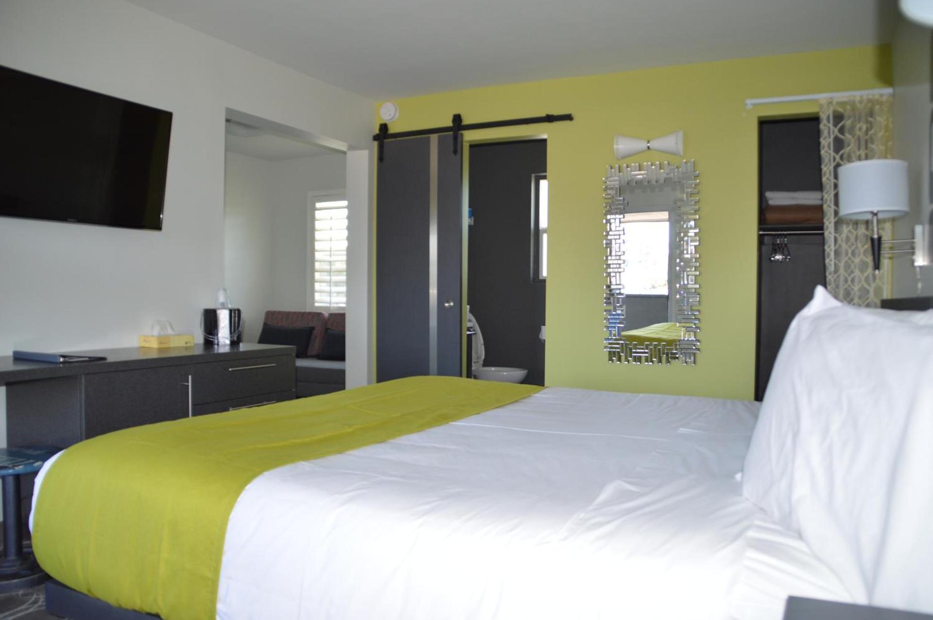 University Inn ASU/Tempe photo 39