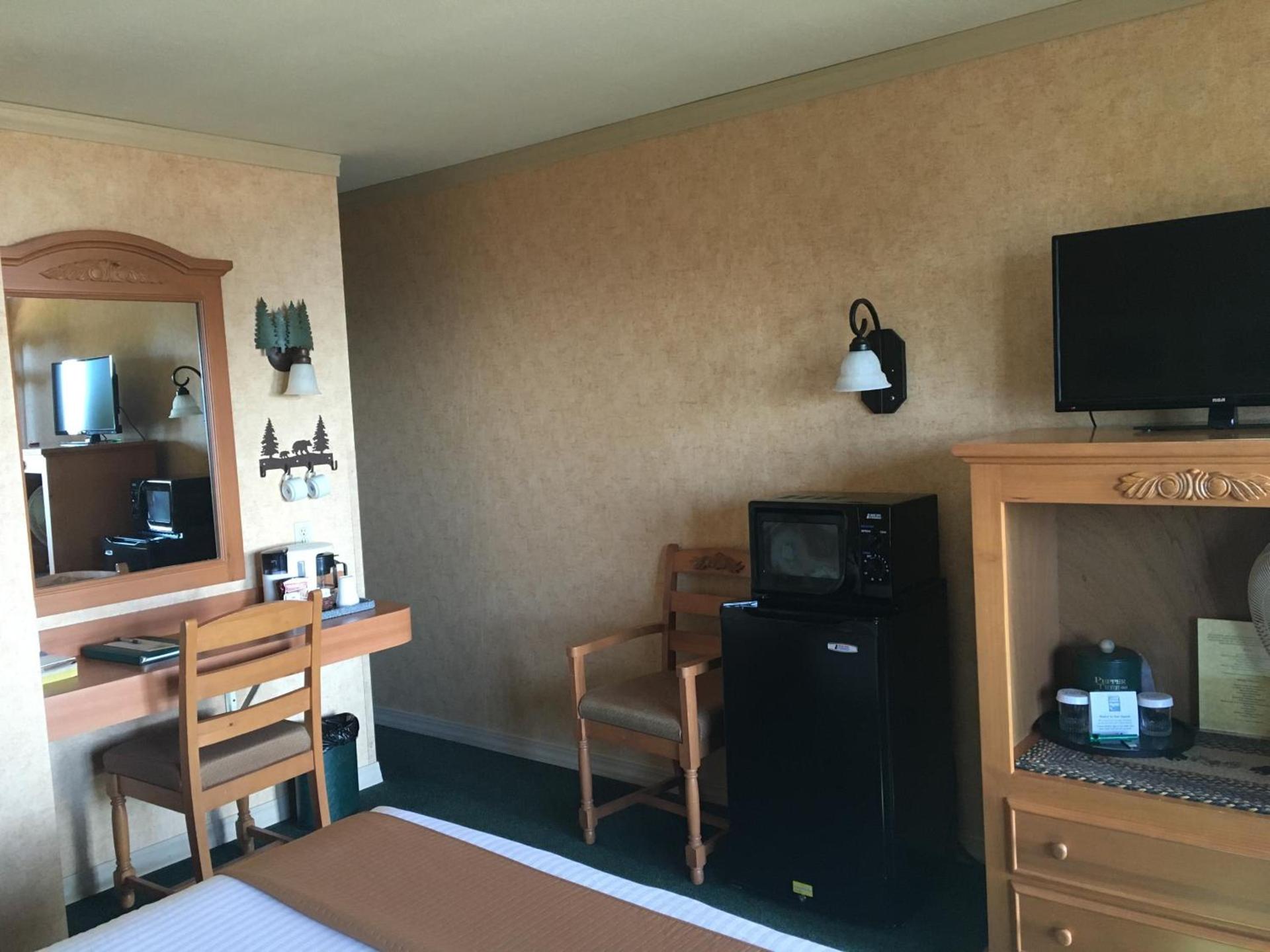 Pepper Tree Inn Tahoe City photo 37
