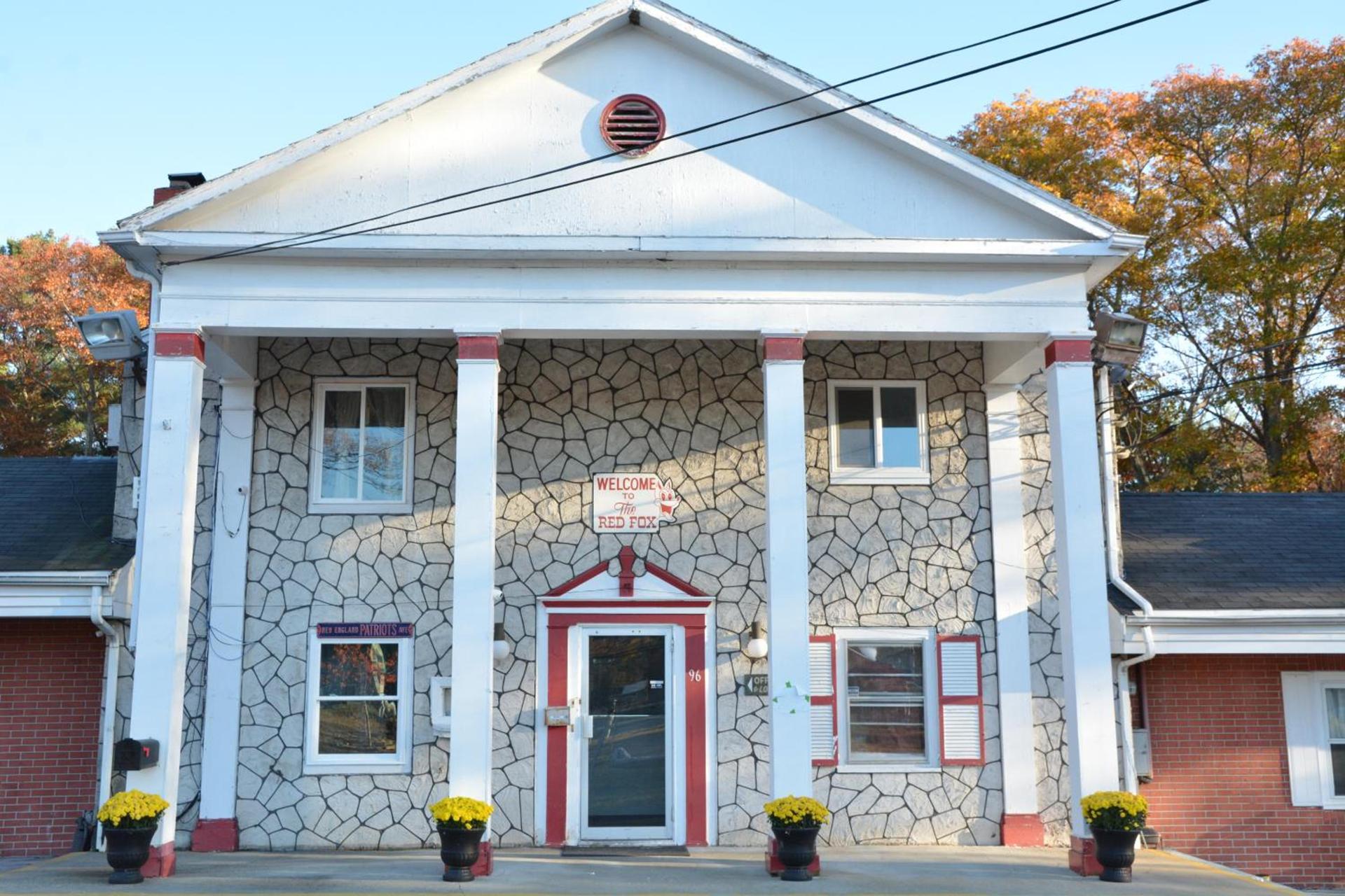 Redfox Motel — hotel in Foxborough