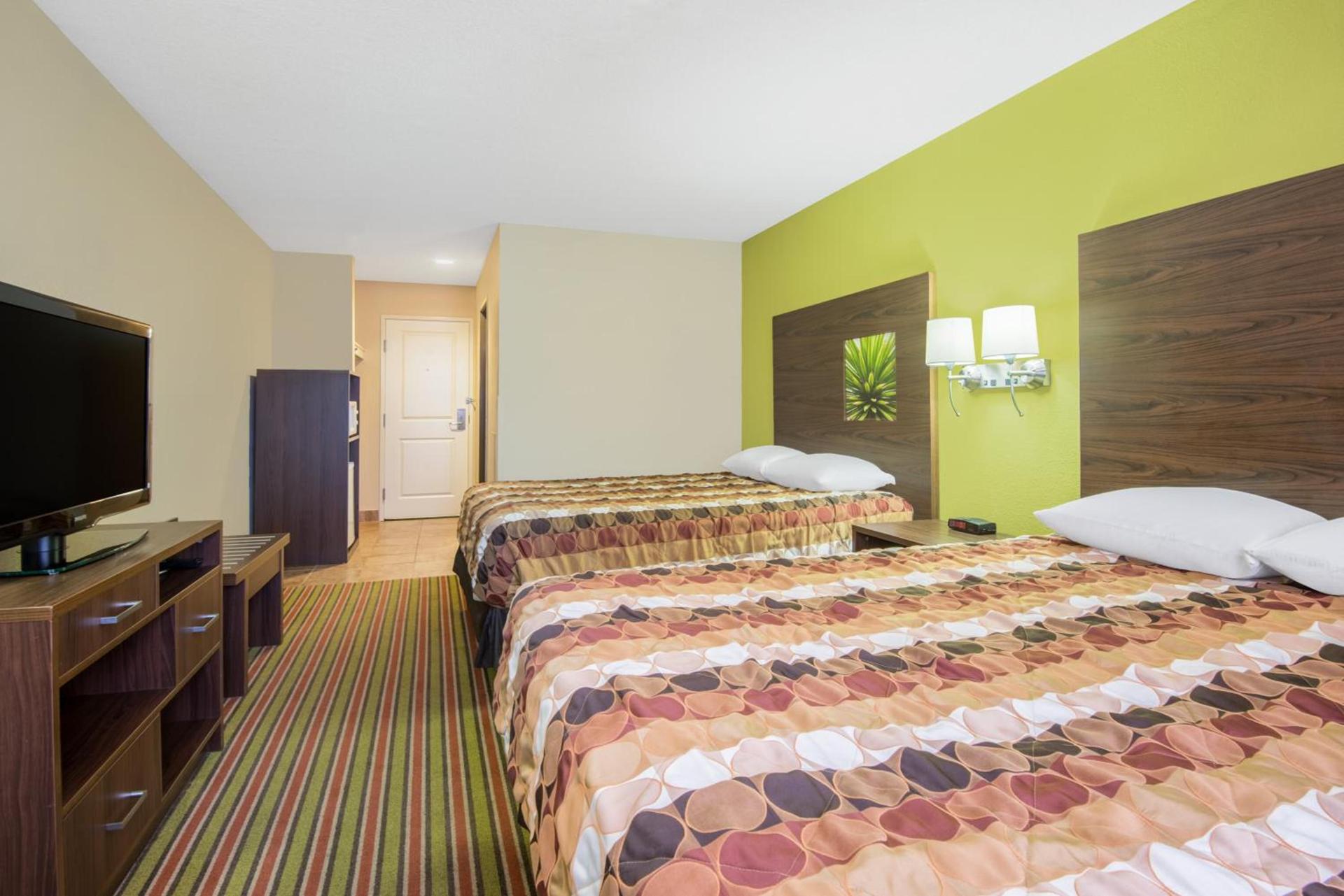 Super 8 by Wyndham Portales photo 16
