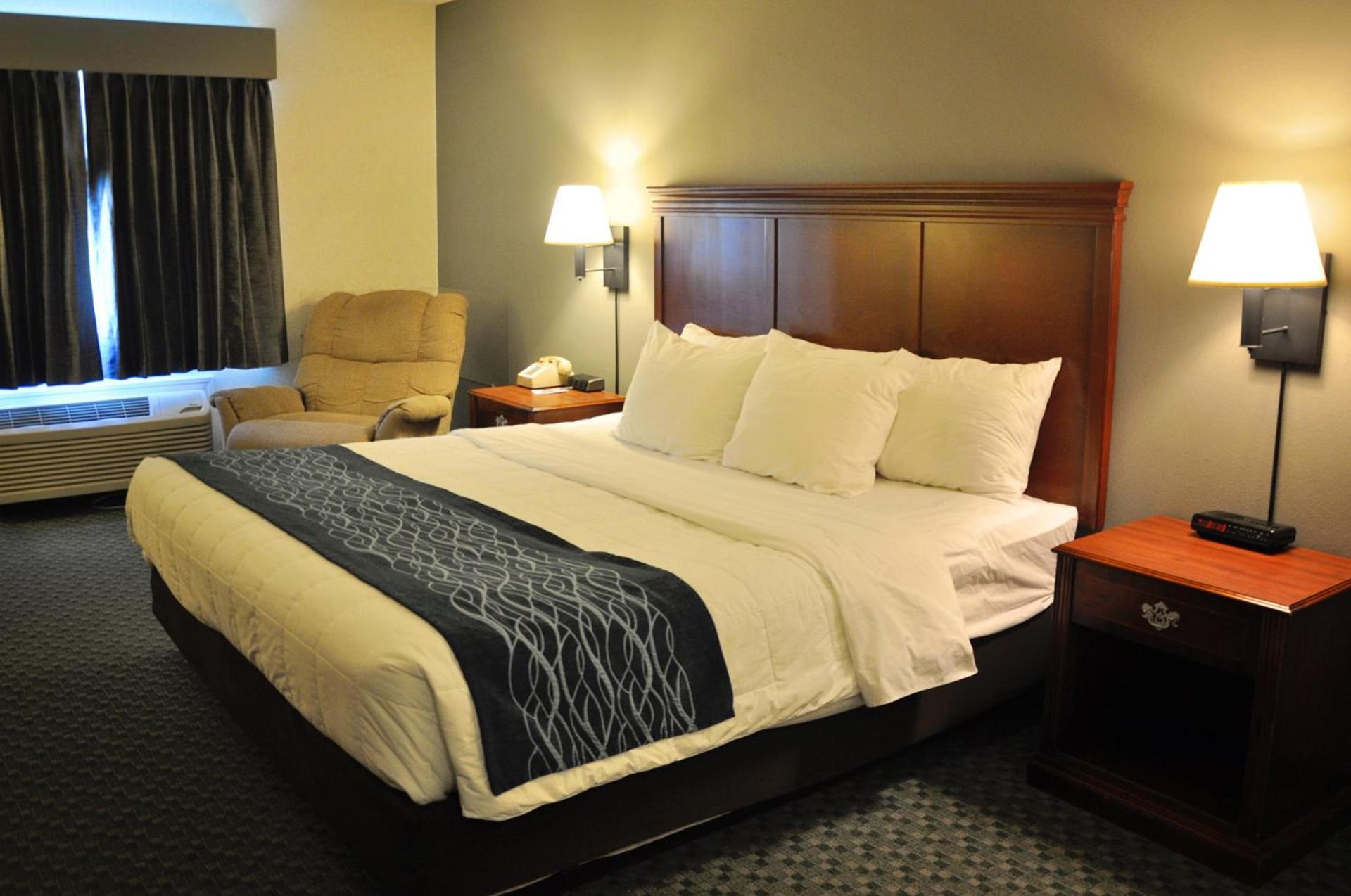 Dunes Express Inn and Suites photo 13