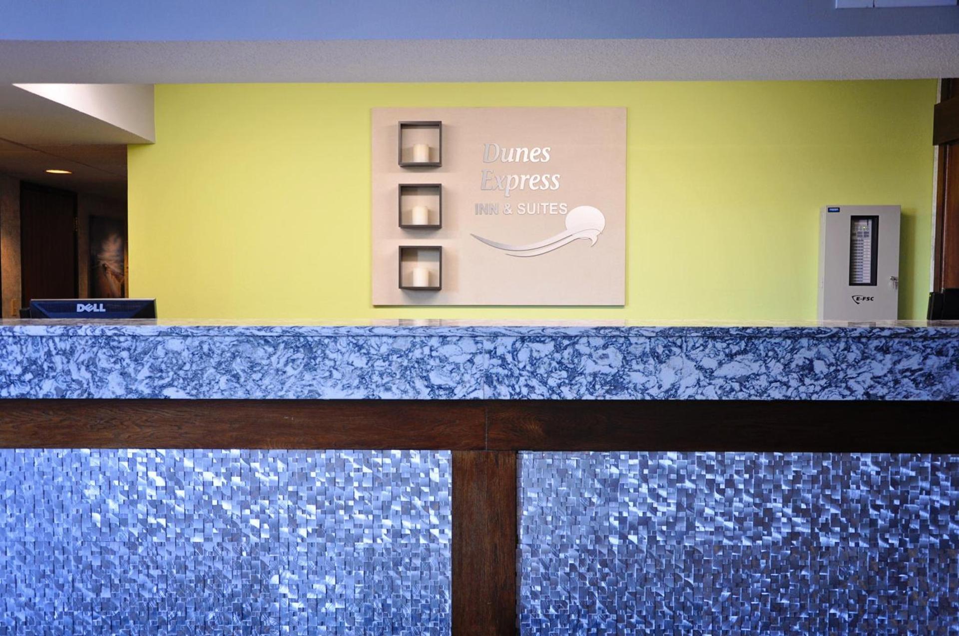Dunes Express Inn and Suites photo 9