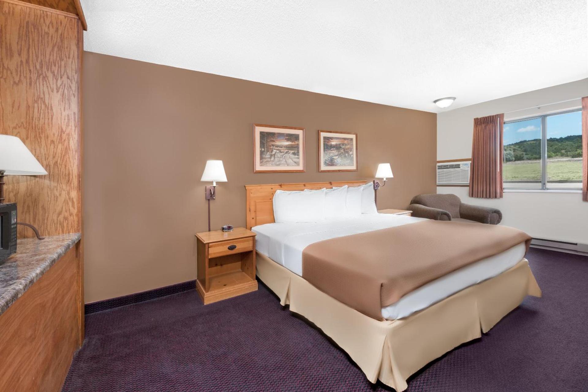 Super 8 by Wyndham Chamberlain SD photo 19