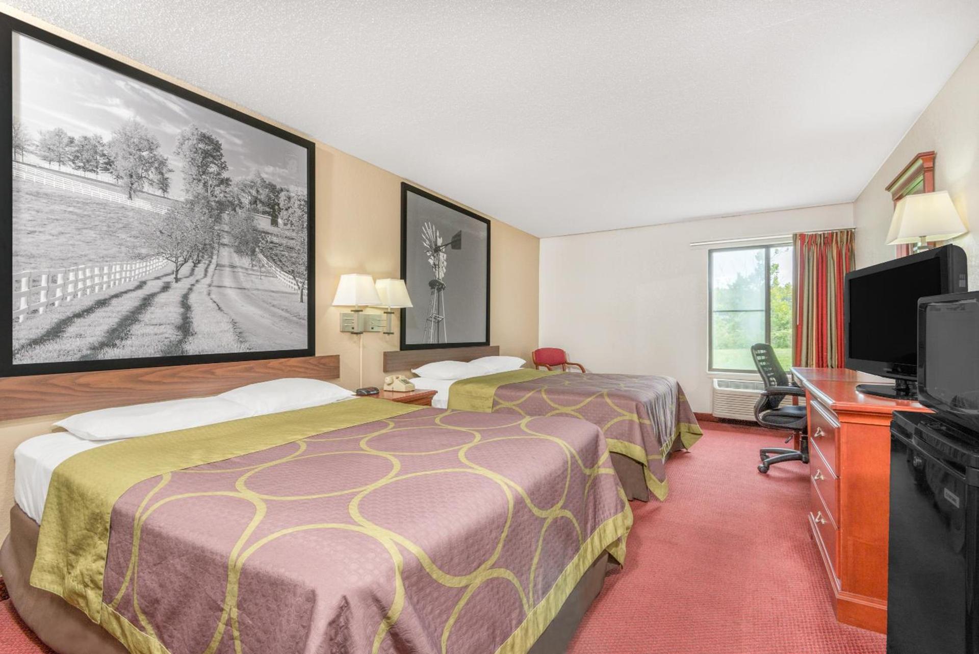 Super 8 by Wyndham Vincennes photo 18