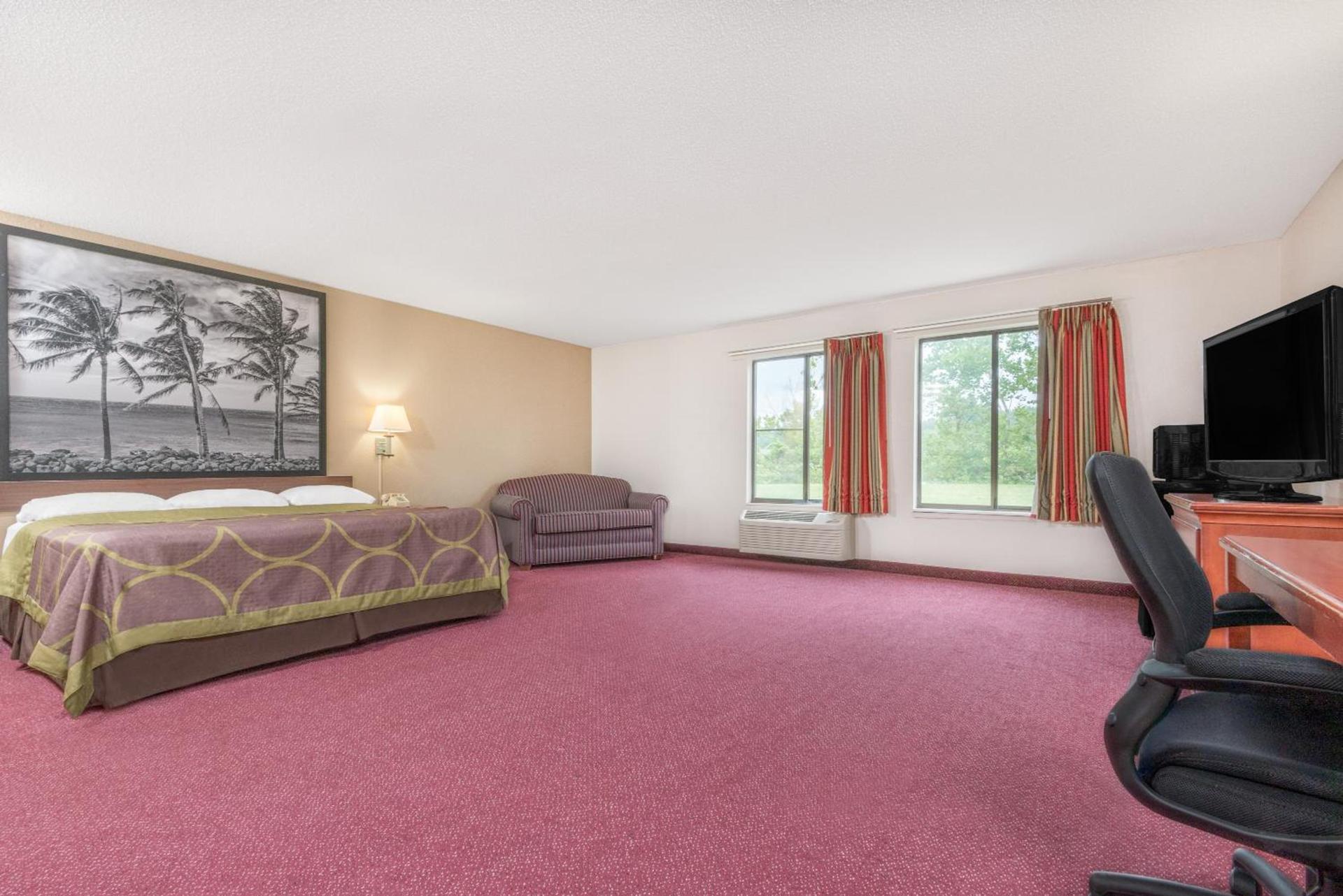 Super 8 by Wyndham Vincennes photo 20
