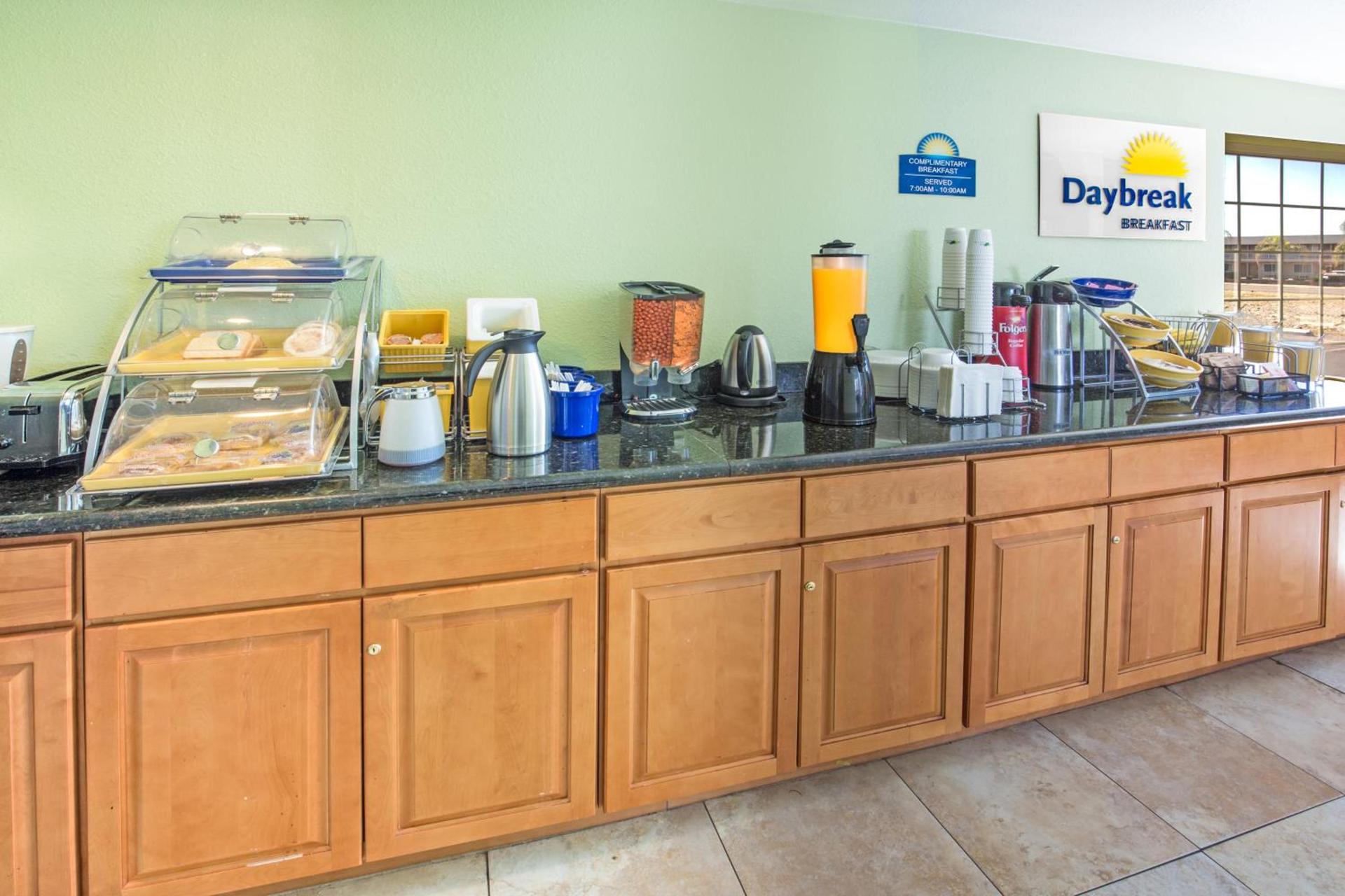Days Inn by Wyndham Oroville photo 14