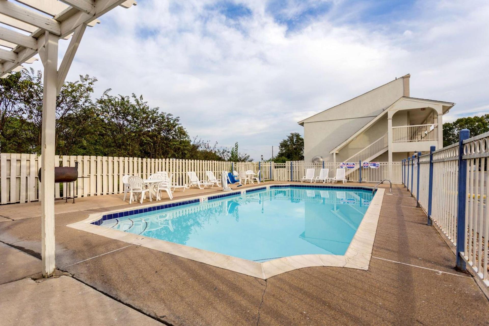 Motel 6-Bryan, TX - College Station photo 48