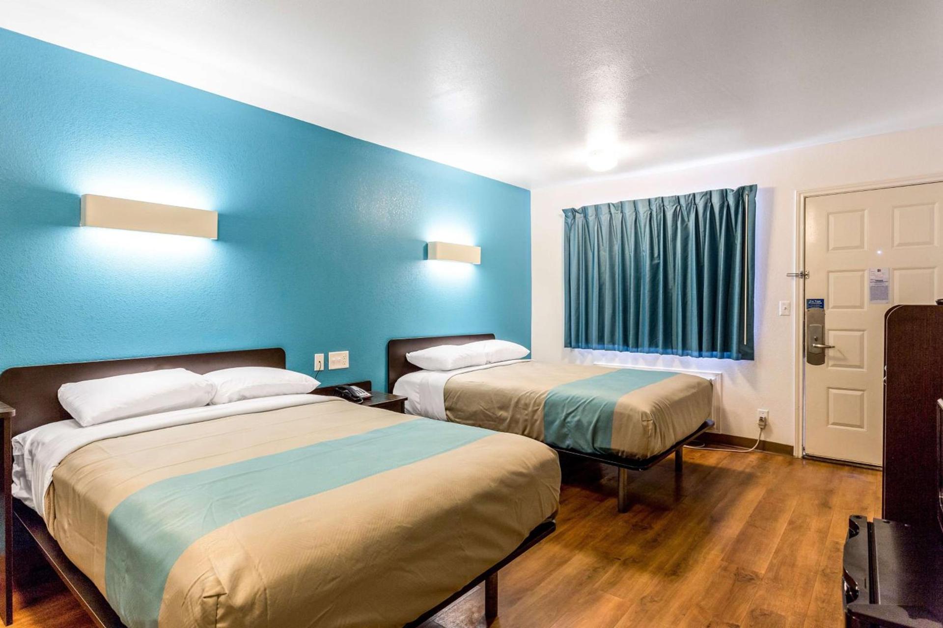 Motel 6-Bryan, TX - College Station photo 61