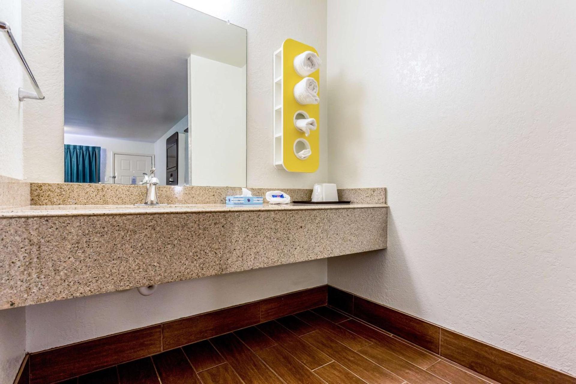 Motel 6-Bryan, TX - College Station photo 79
