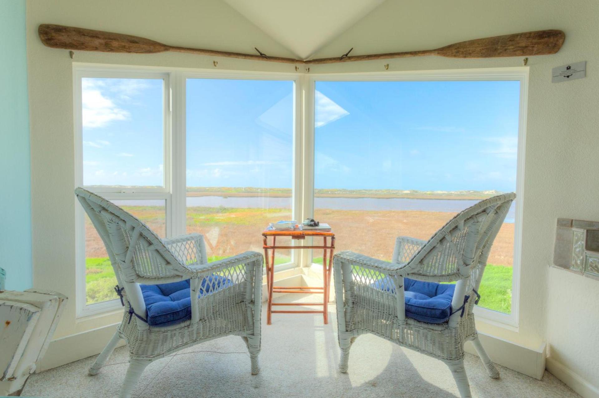 Captain's Inn at Moss Landing photo 43