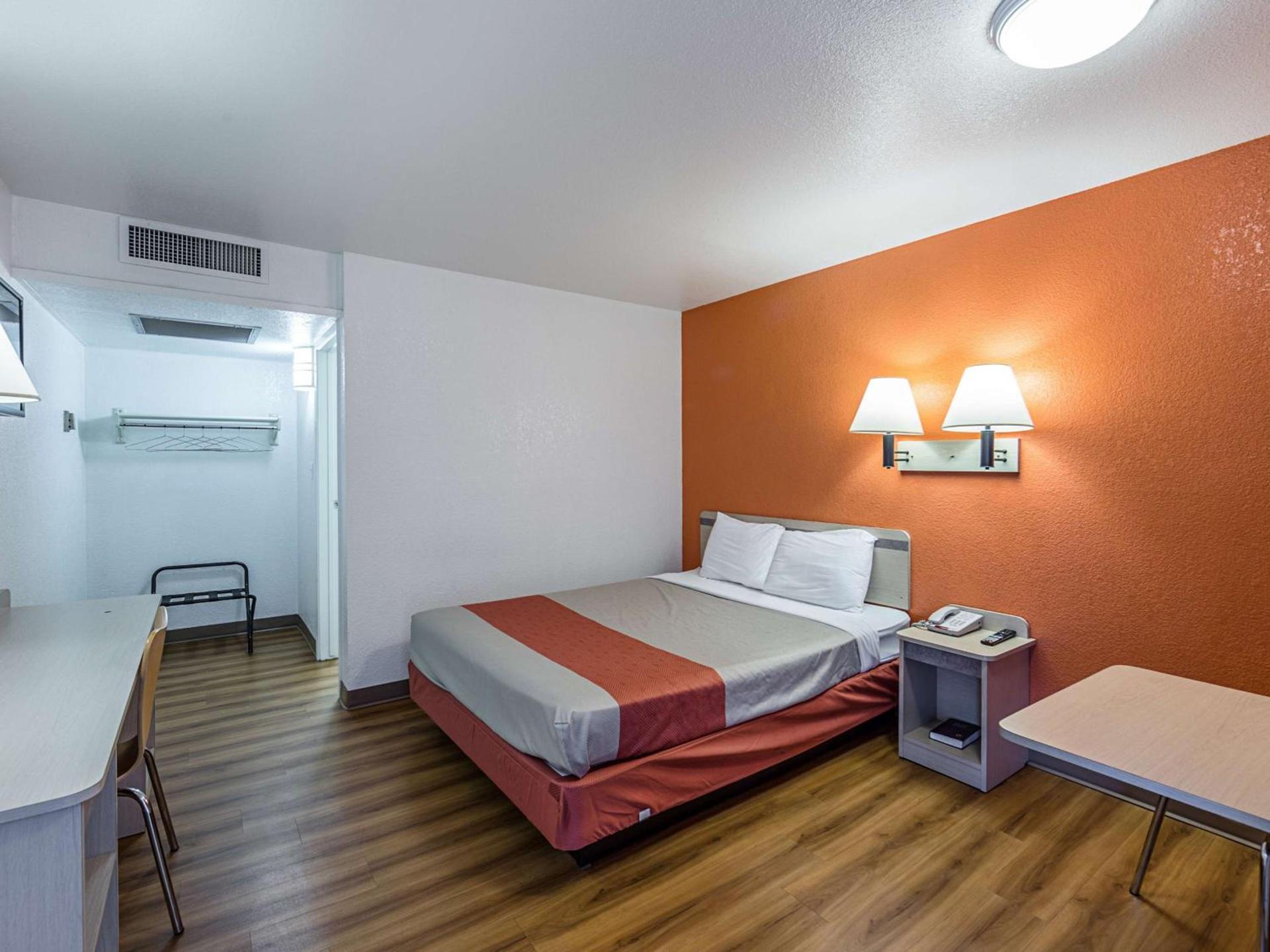 Motel 6-Yreka, CA photo 33