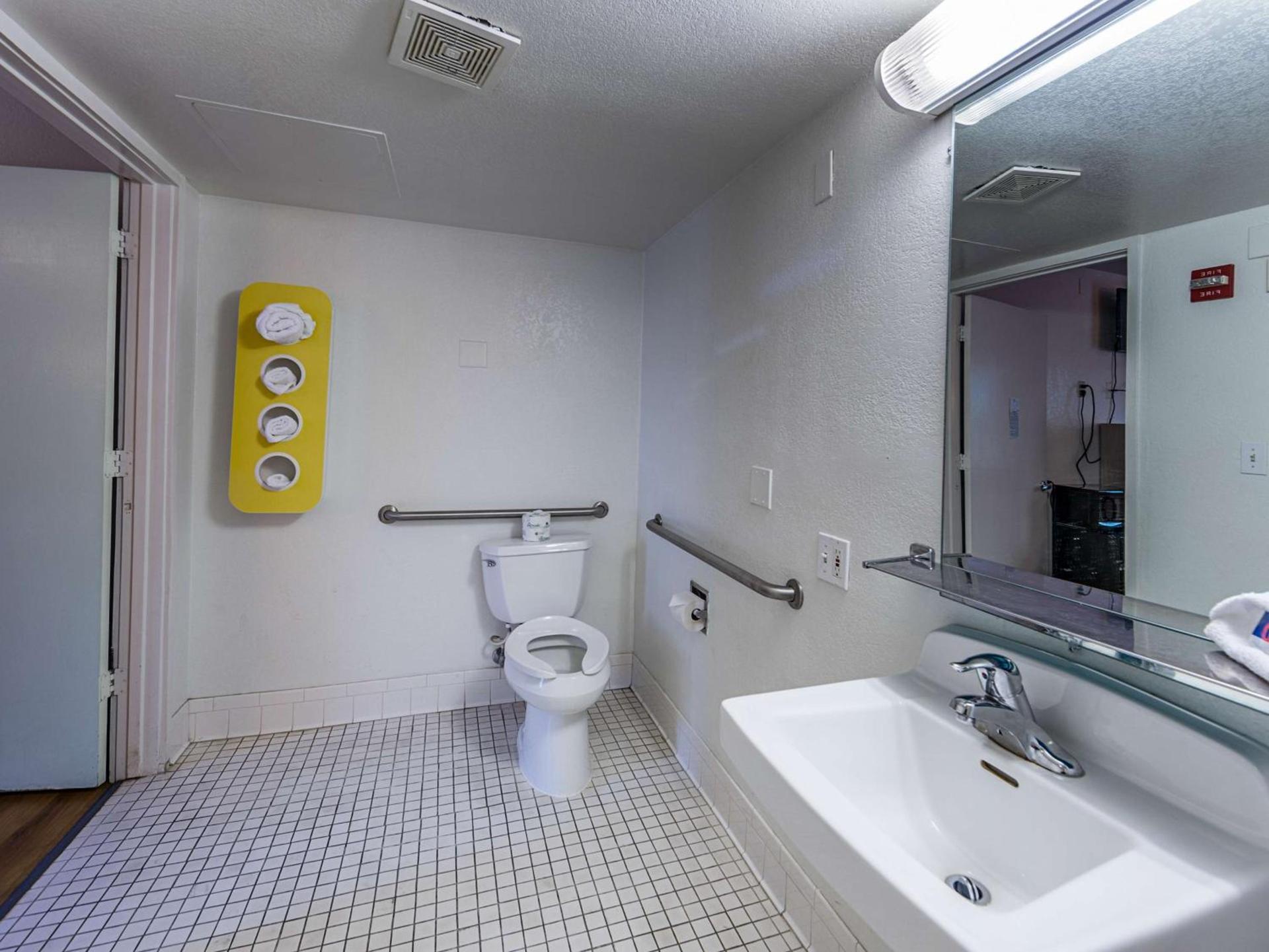 Motel 6-Yreka, CA photo 27