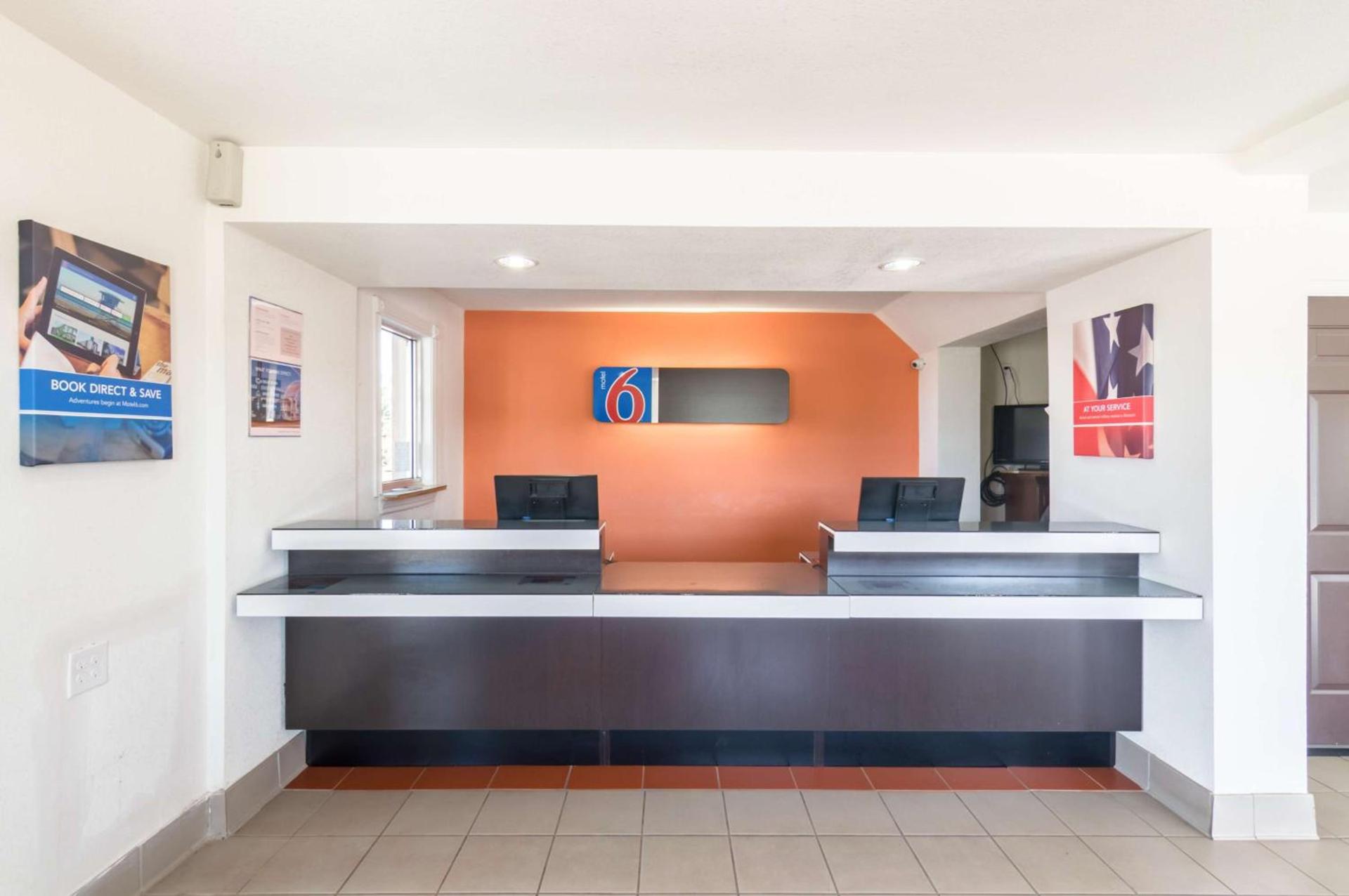Motel 6-Wichita Falls, TX - North photo 23