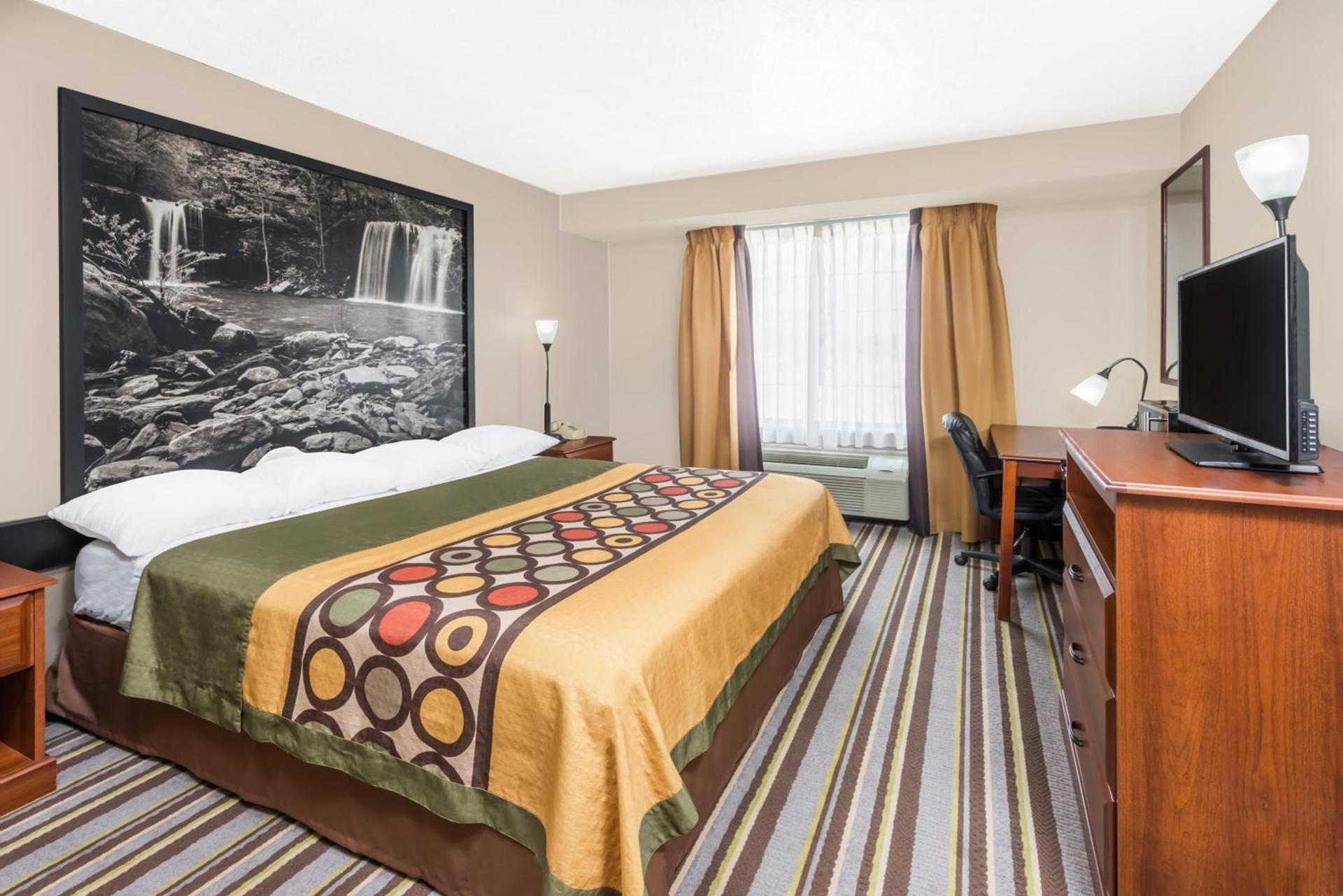 Super 8 by Wyndham Bolivar photo 22