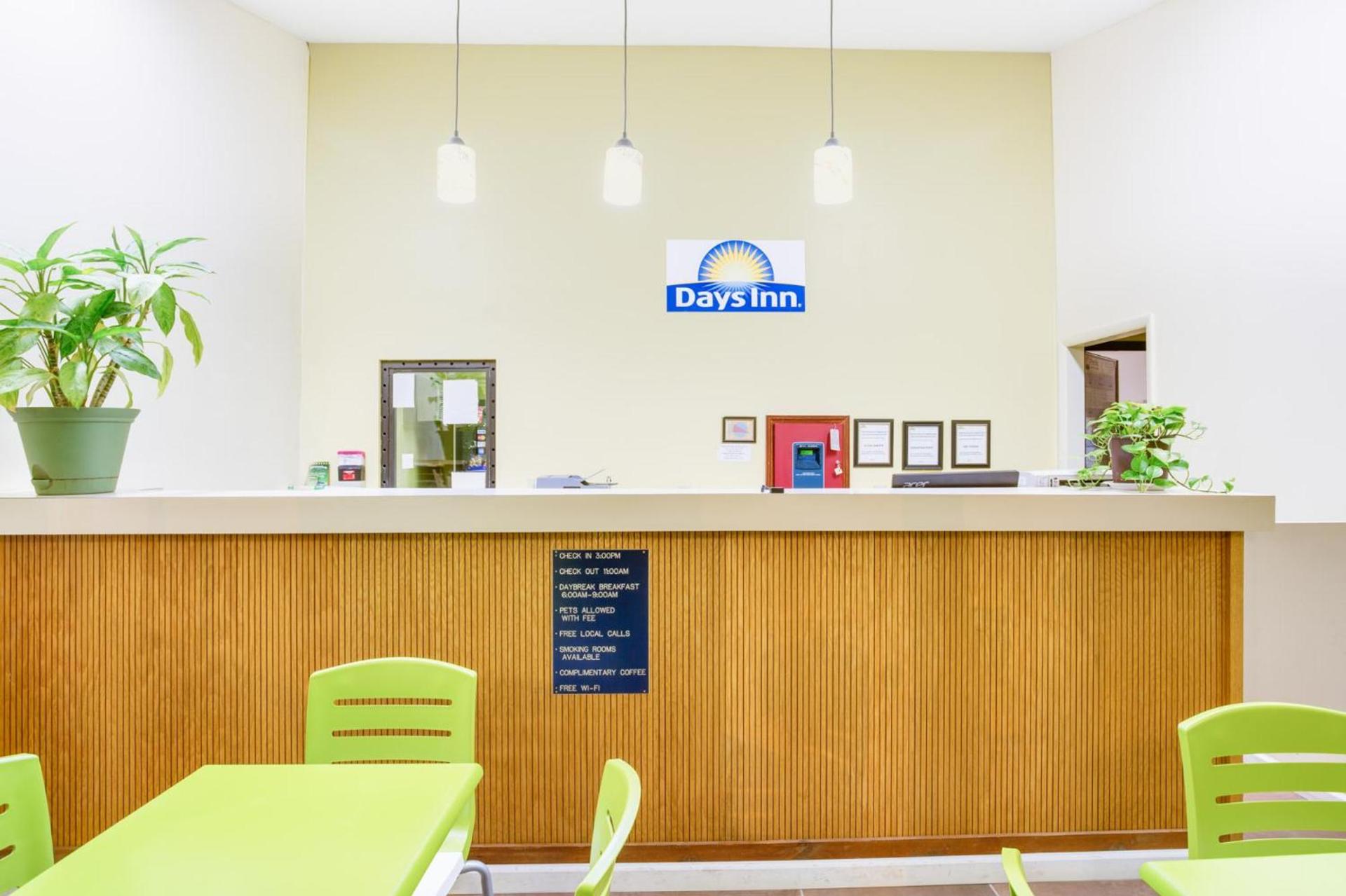 Days Inn by Wyndham Athens photo 23