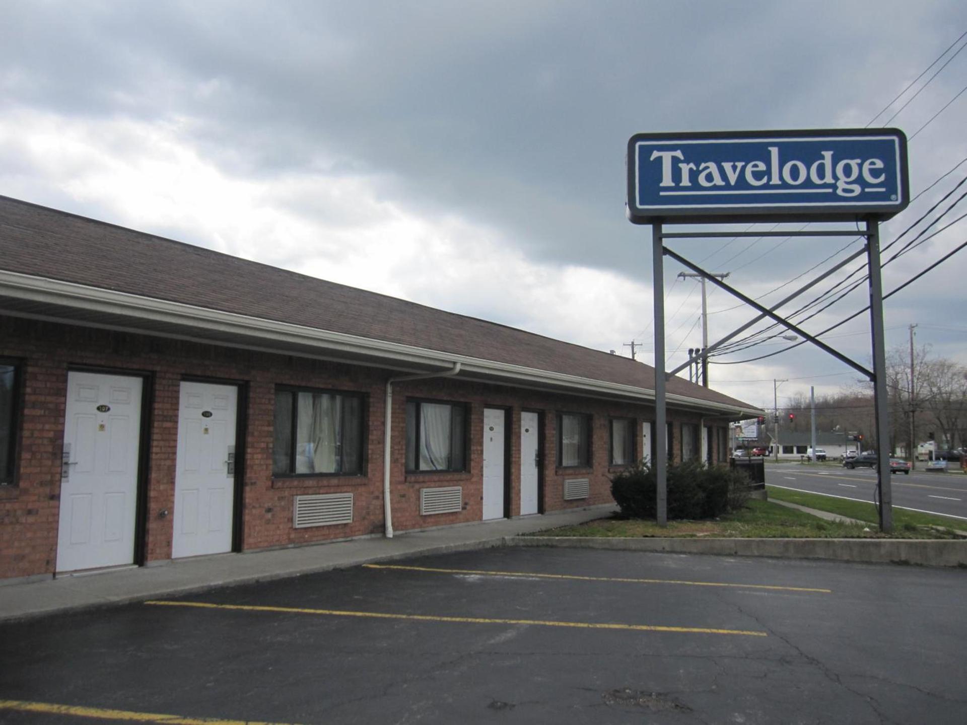 Travelodge by Wyndham Niagara Falls - New York photo 33