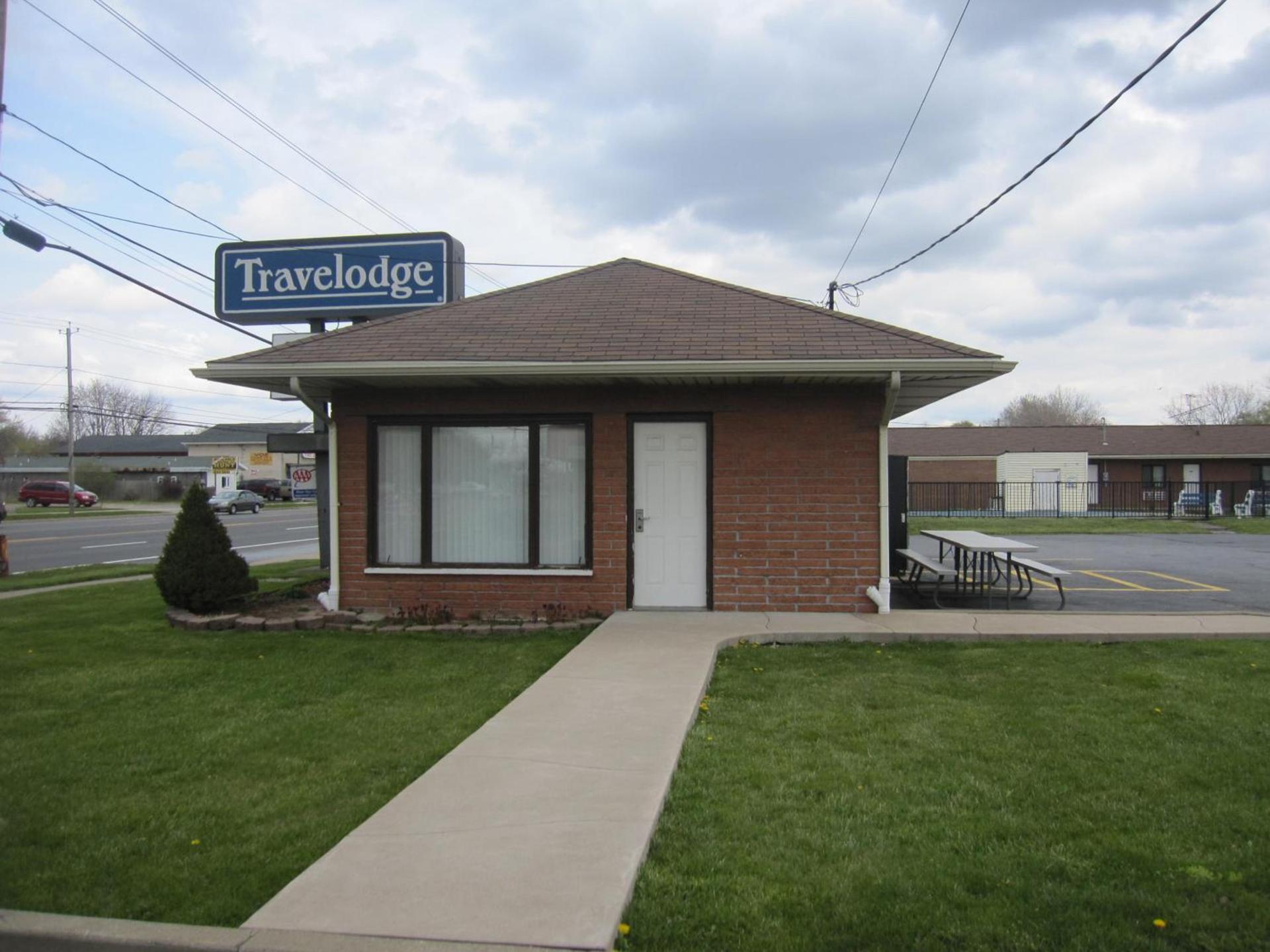 Travelodge by Wyndham Niagara Falls - New York photo 37