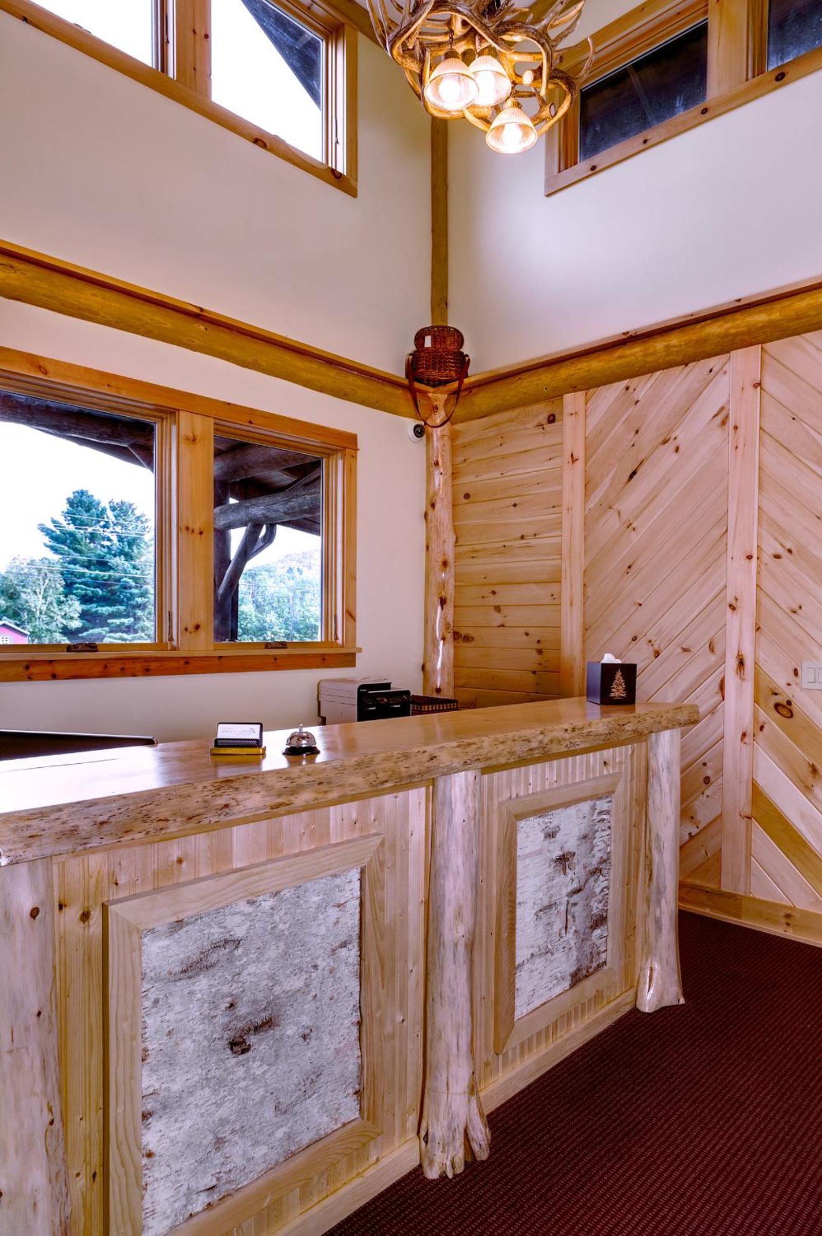 Adirondack Spruce Lodge photo 12
