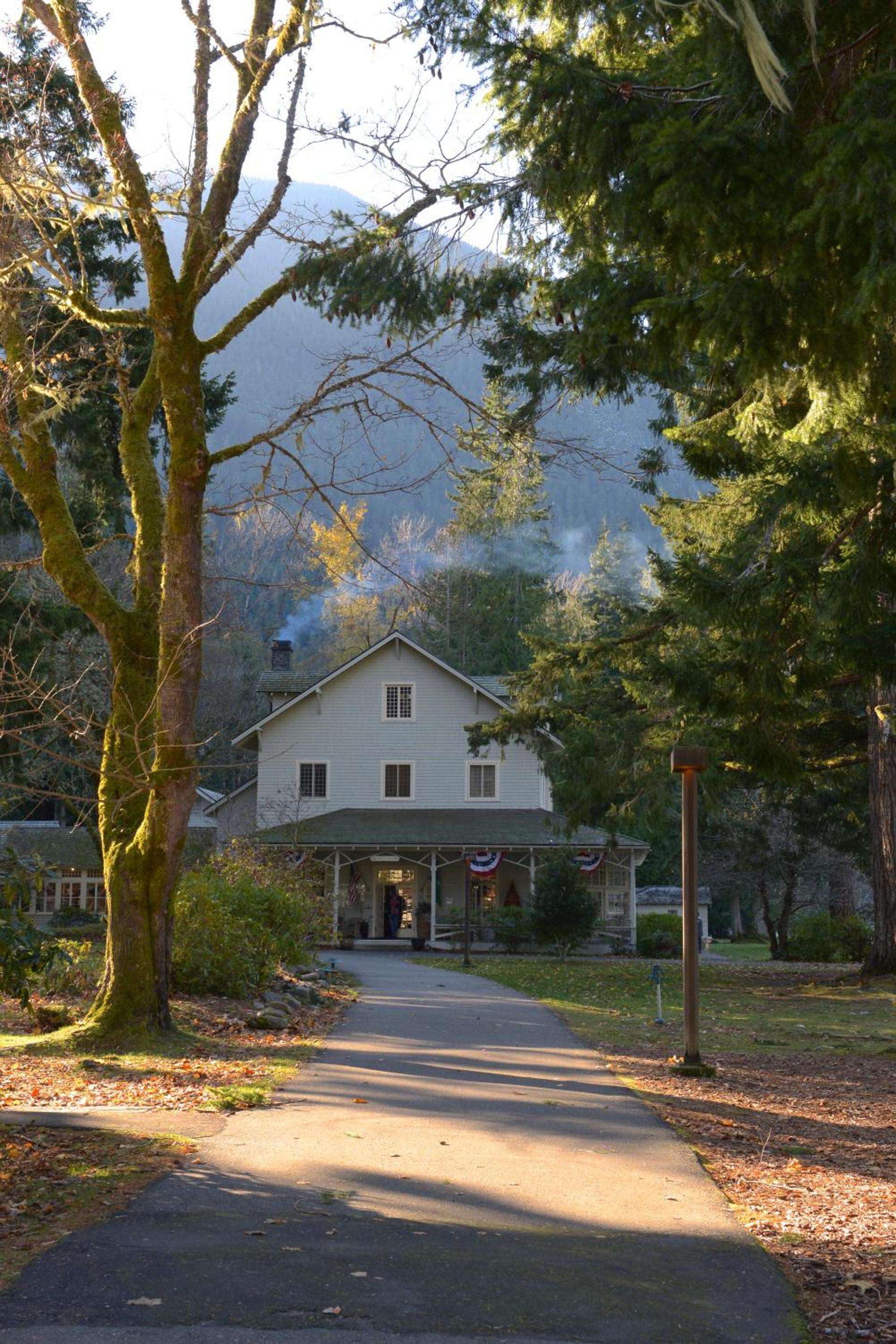 Lake Crescent Lodge photo 46