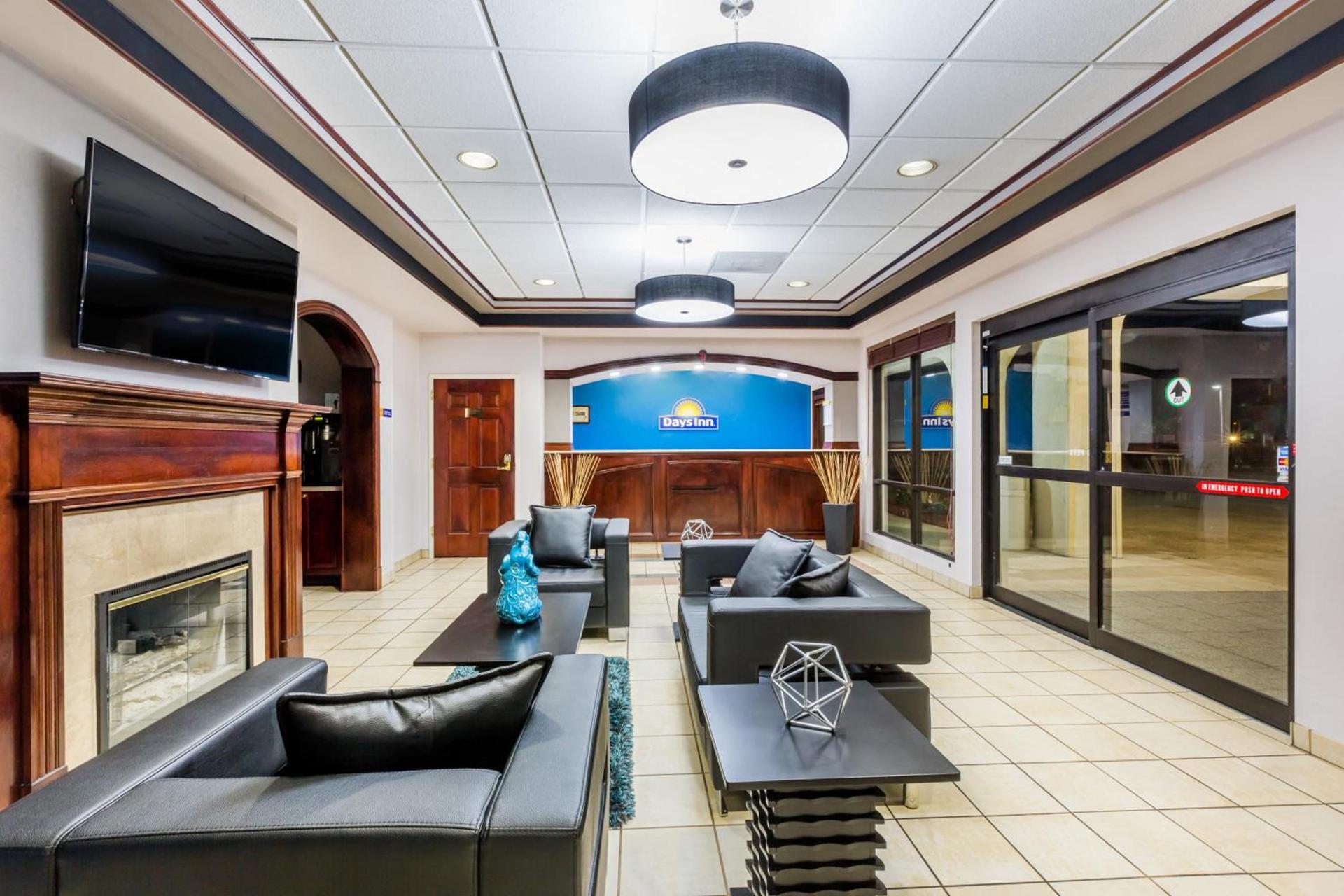 Days Inn by Wyndham Pearl/Jackson Airport photo 24