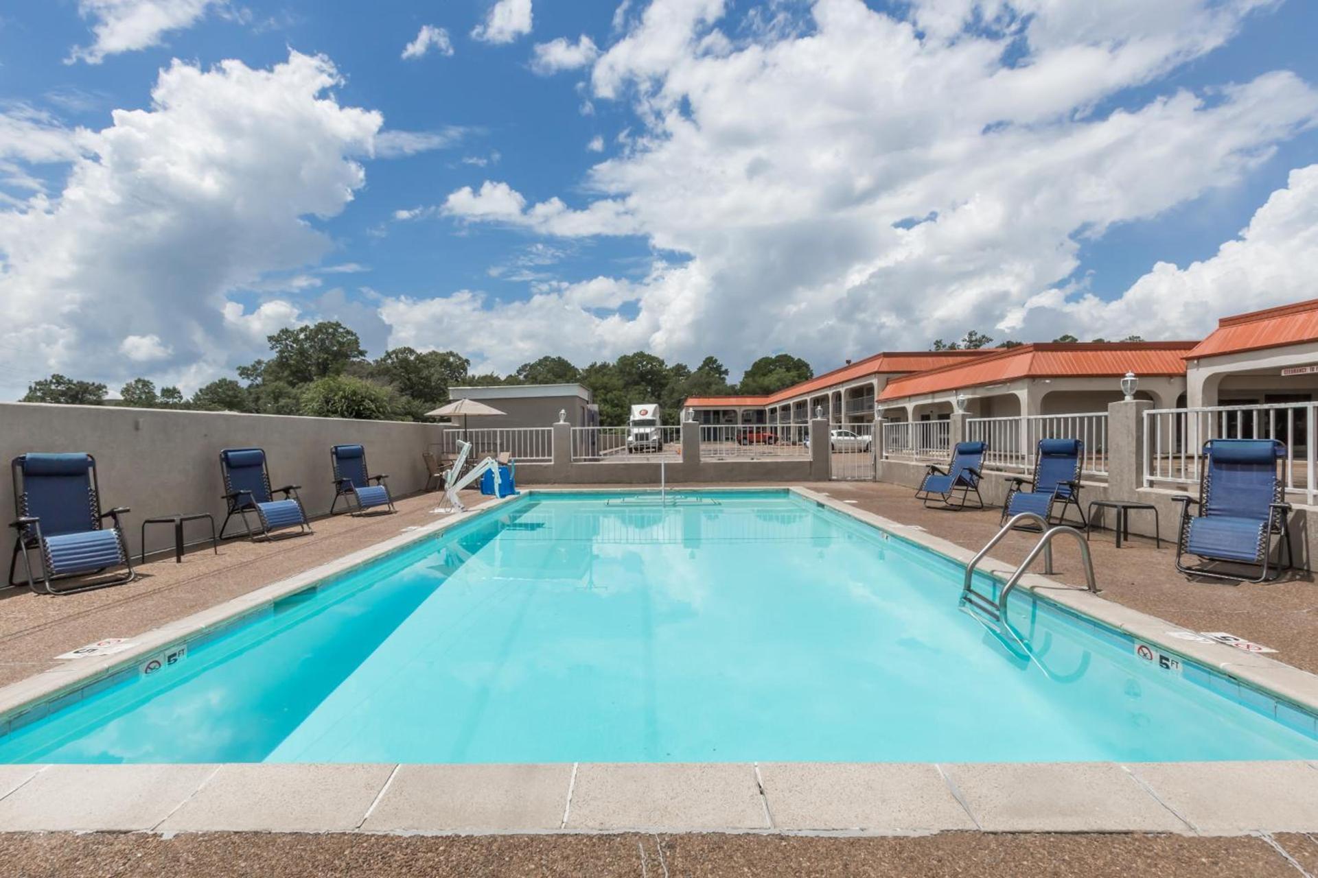Days Inn by Wyndham Pearl/Jackson Airport photo 20
