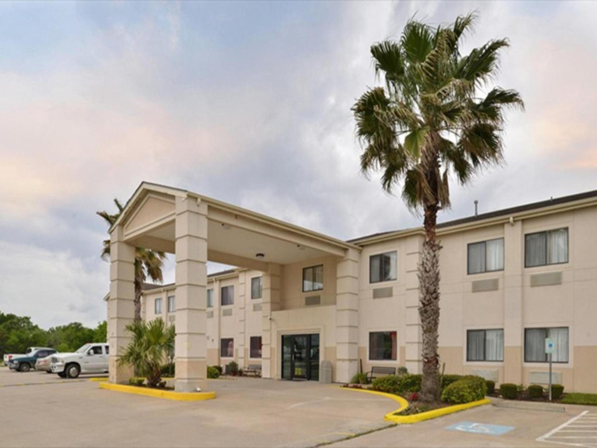 Americas Best Value Inn Somerville Texas photo 8