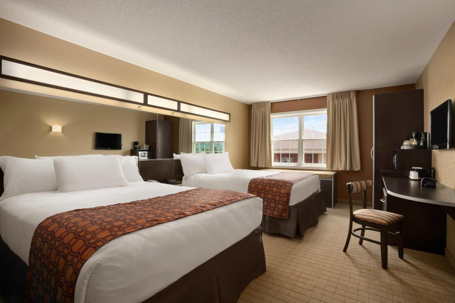 Microtel Inn & Suites By Wyndham Mineral Wells/Parkersburg photo 23