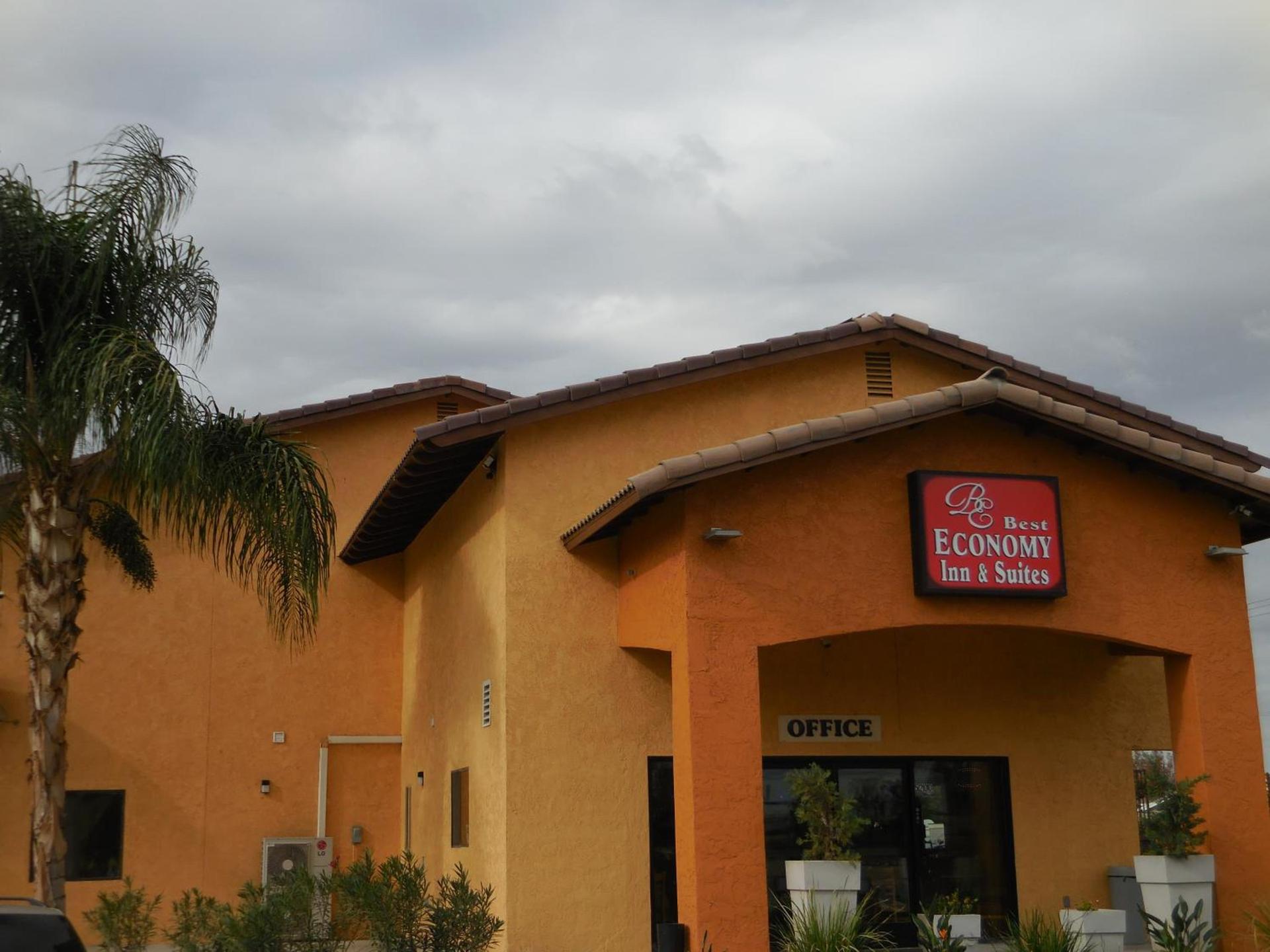 Best Economy Inn & Suites photo 10