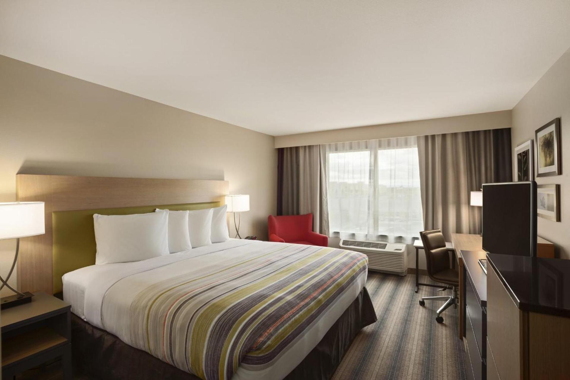 Country Inn & Suites by Radisson, Charlottesville-UVA, VA photo 43